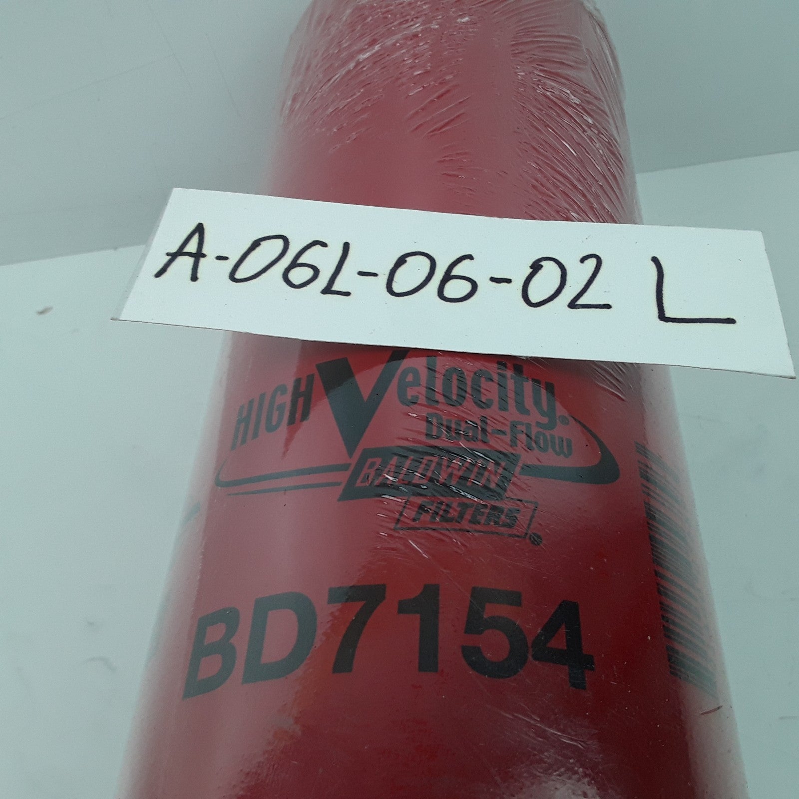Engine High Velocity Dual-Flow Oil Filter For Crane Carrier Low Entry 2002