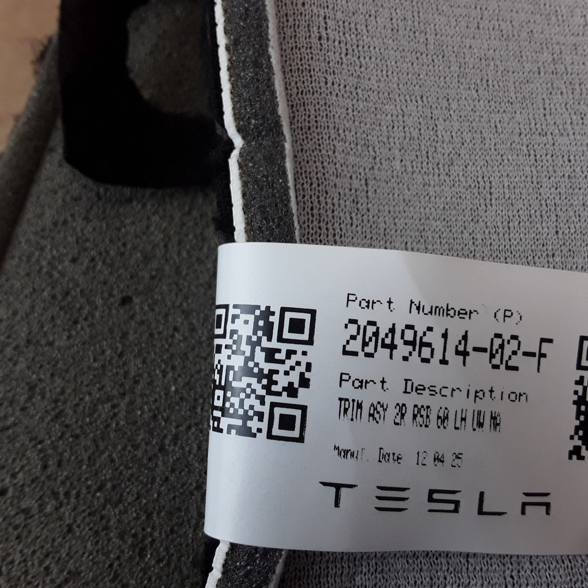 2049614-02-F Left White 2nd Row Seat Back Soft Trim Cover For Tesla Model Y OEM