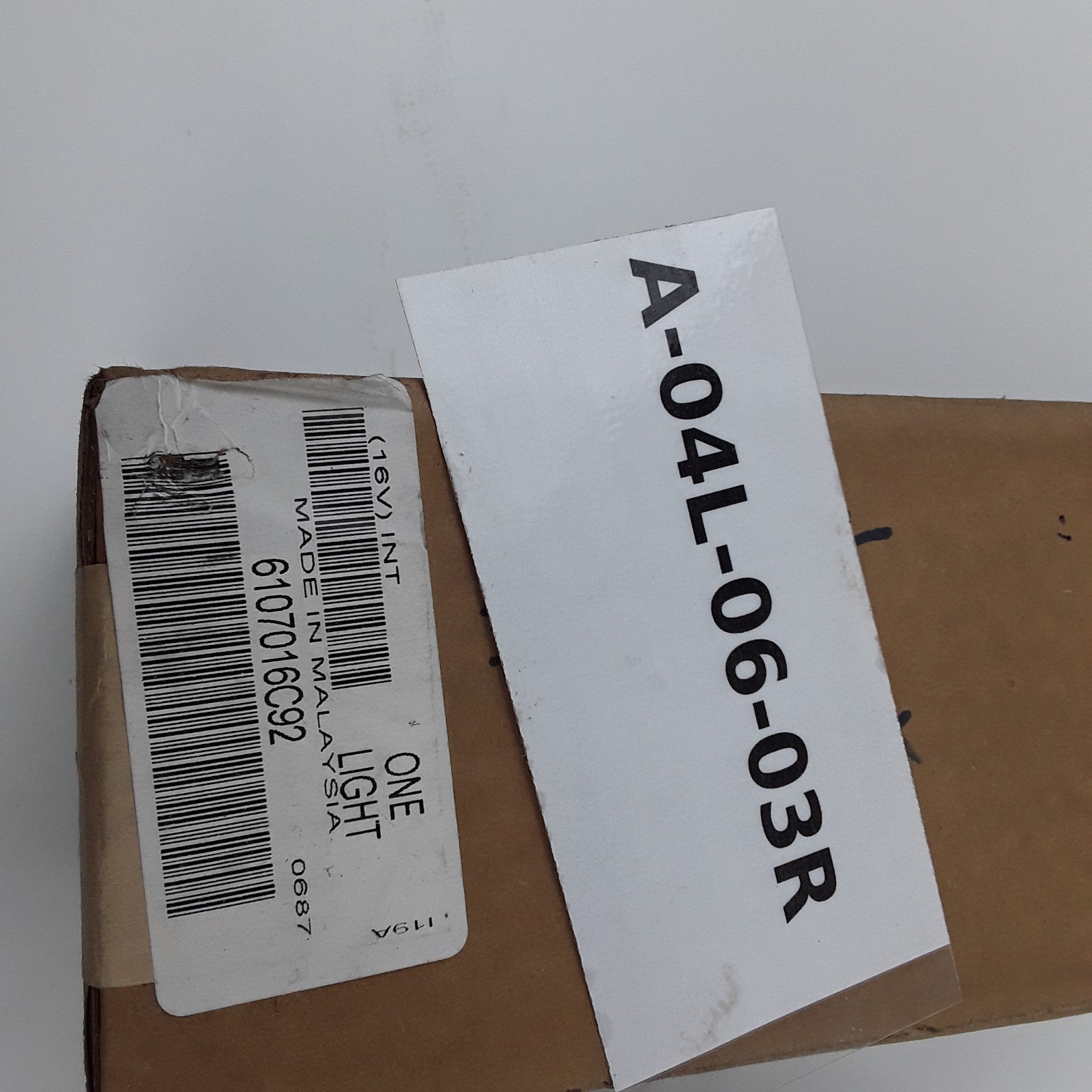 Genuine International Navistar 6107016C92 Right Brake Tail Light Combination
