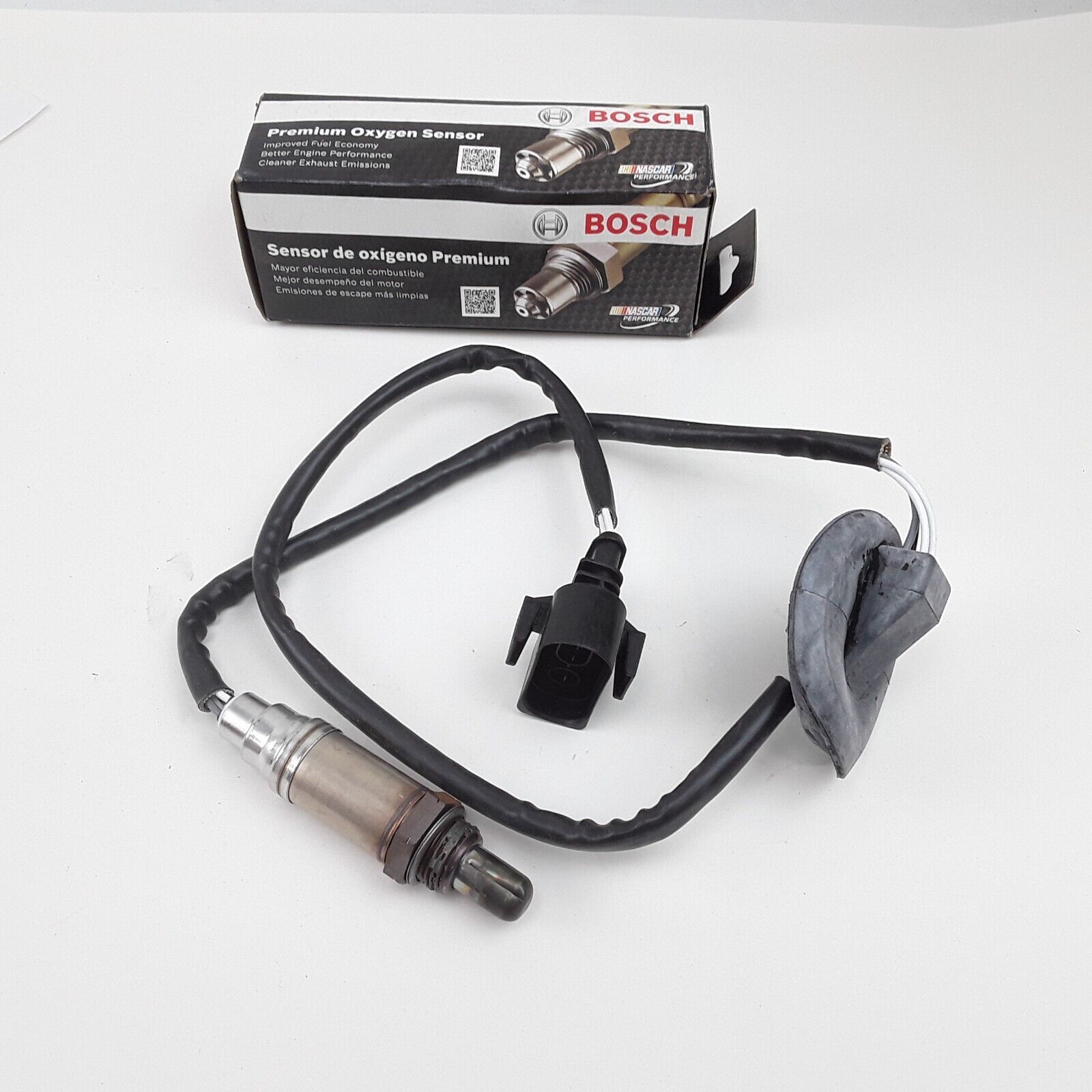 Downstream Oxygen Sensor Bosch 13823 Fits Audi A8 , A8 Quattro 1997 1998 1999
