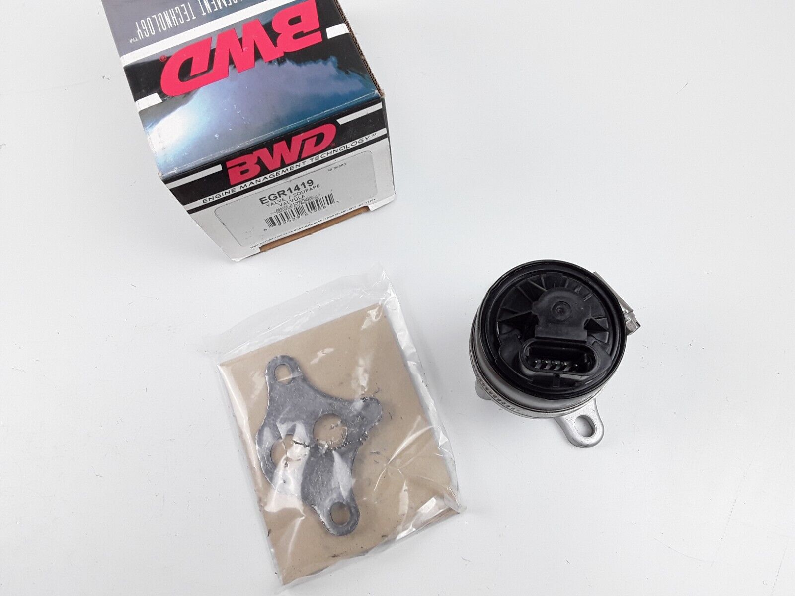 EGR Valve for Chevrolet Camaro , Pontiac Firebird 1995-1998 1999 2000 2001 2002 - HotCarParts