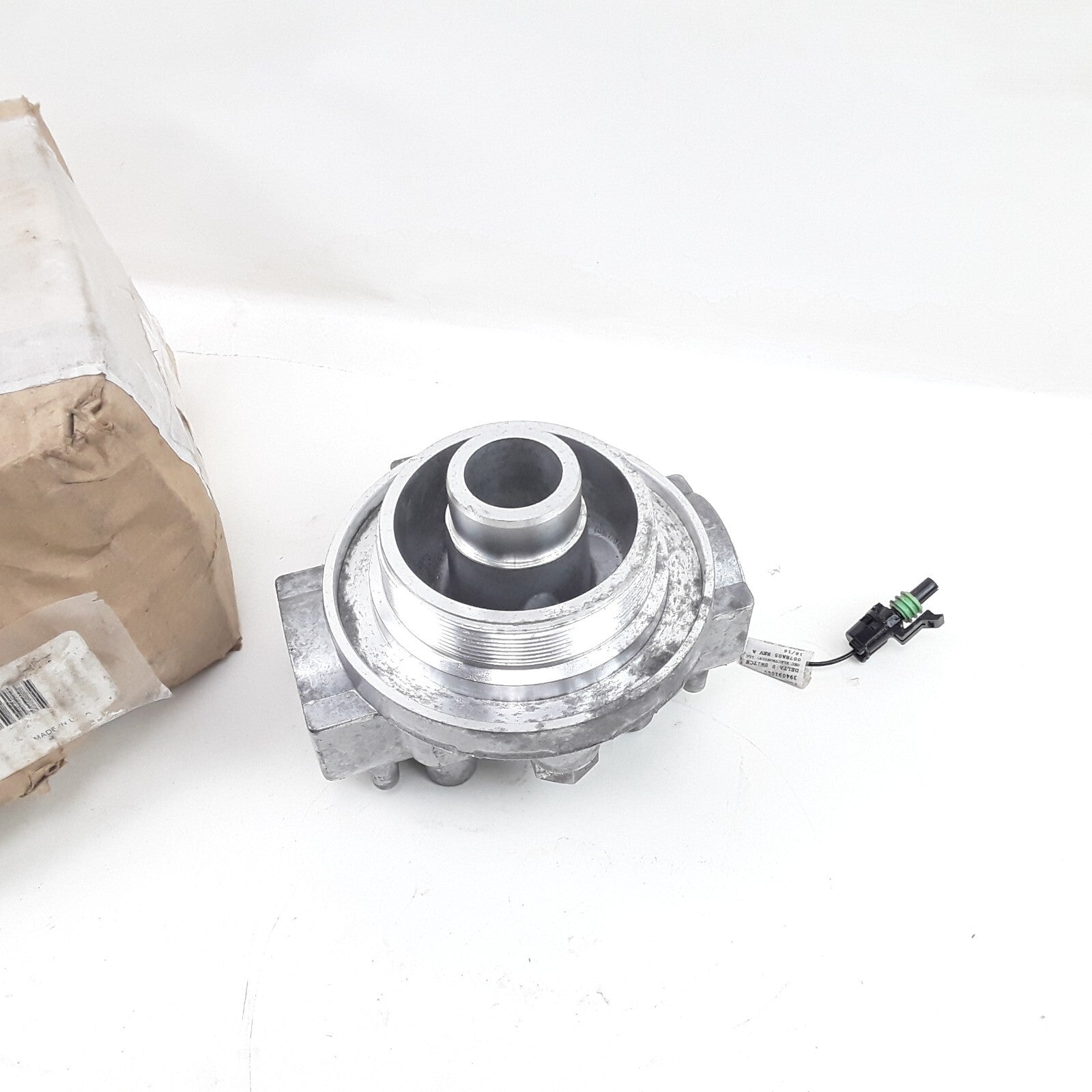 AT359005 John Deere Hydraulic Oil Filter Head Fits Backhoe Loader