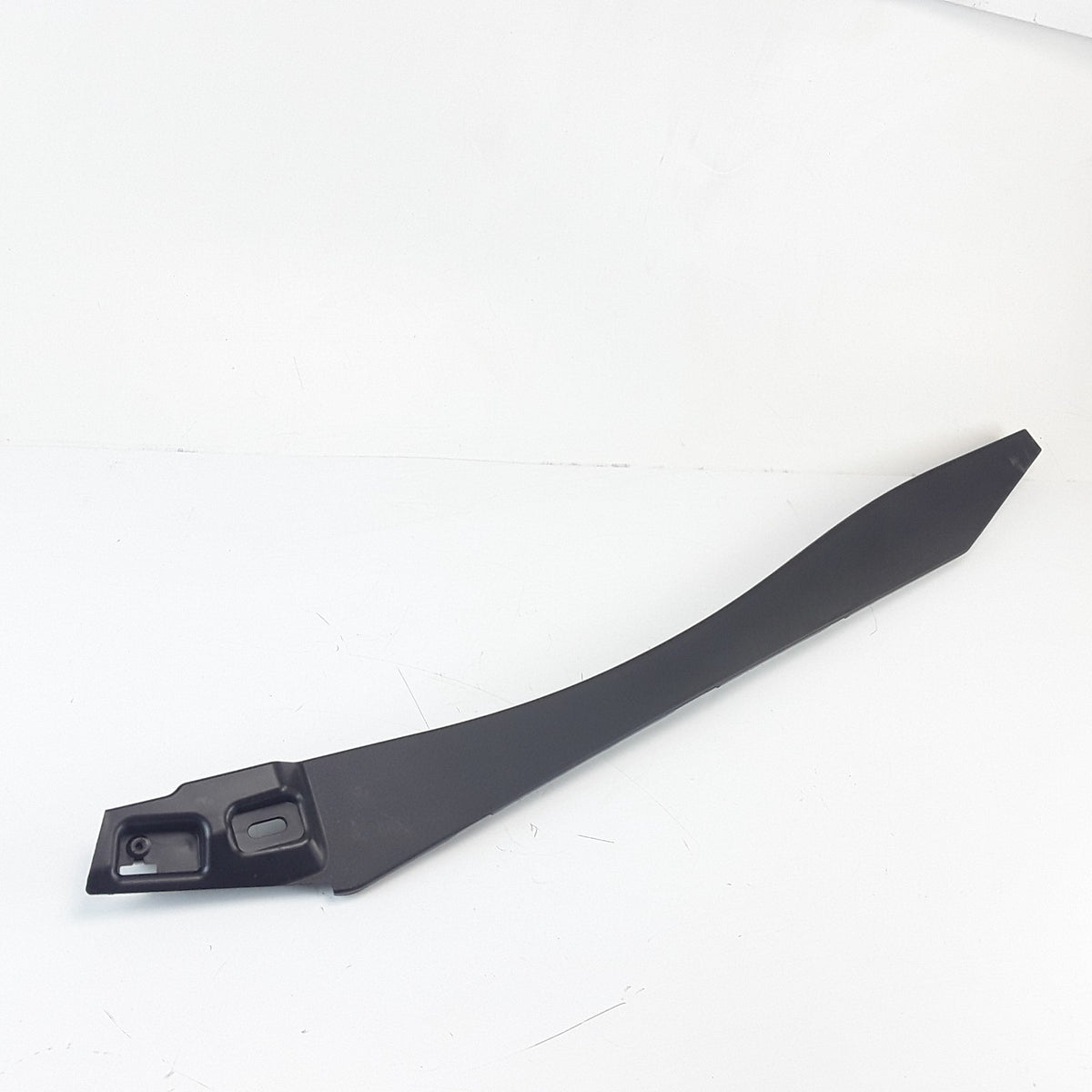 For Tesla 1848588-00-D Sail Baffle Closeout Right Hand Fits Tesla Cybertruck
