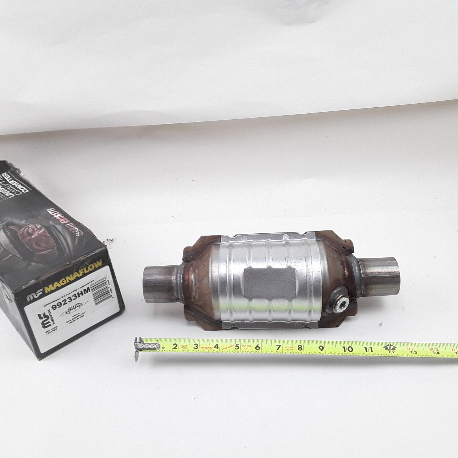 Magnaflow Universal Catalytic Converter Fits Plymouth Prowler (1997 1999-2001)