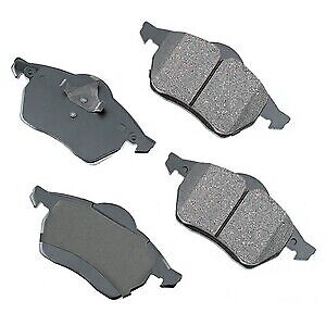 Front Brake Pad Fits Audi TT Quattro 2000-2002 Volkswagen Golf Passat 1996-2001