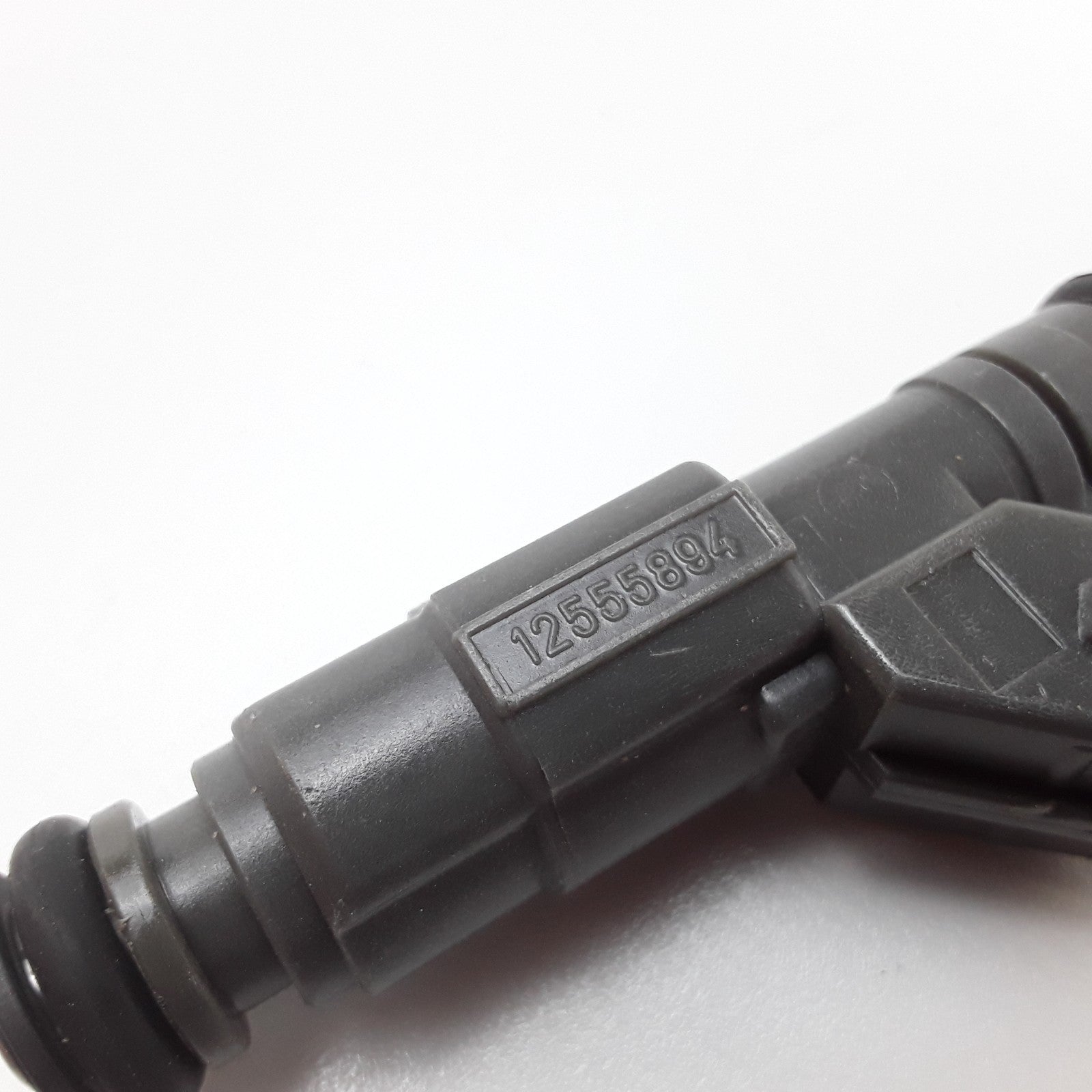 Fuel Injector Assembly Fits Pontiac Firebird Chevrolet Corvette Camaro 1999-2000