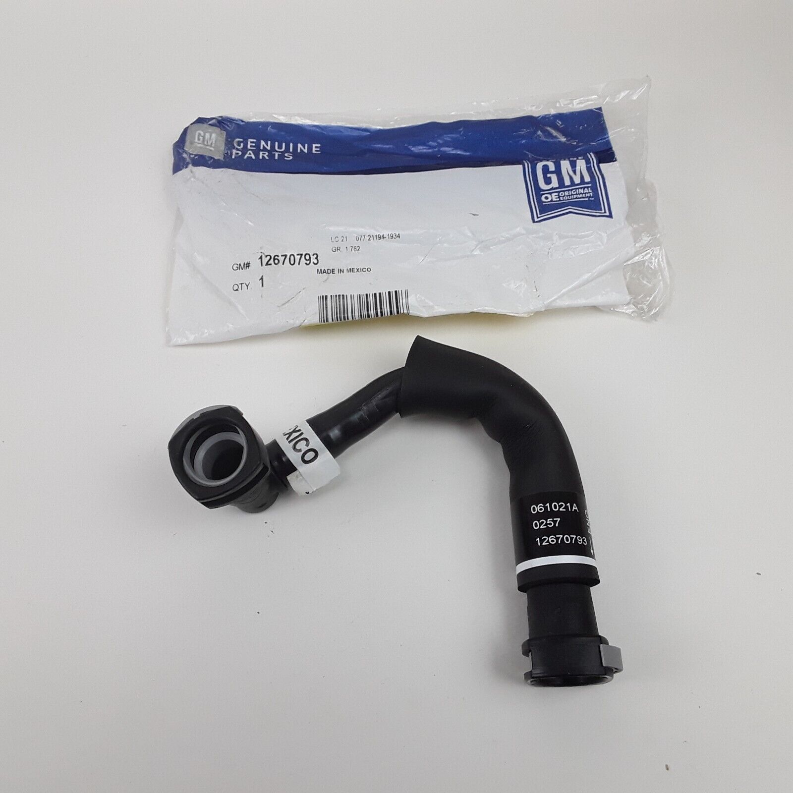 GM PCV Valve Hose 12670793 for Cadillac, Chevrolet, GMC Models 2014-2020