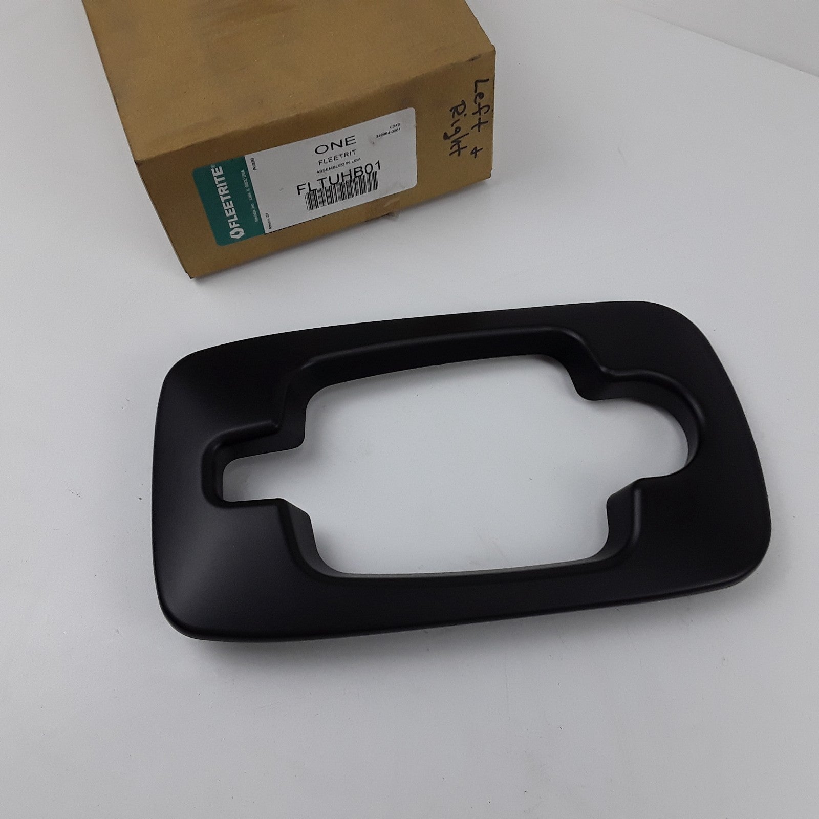 Left / Right Door Handle Bezel Exterior For Navistar International Trucks