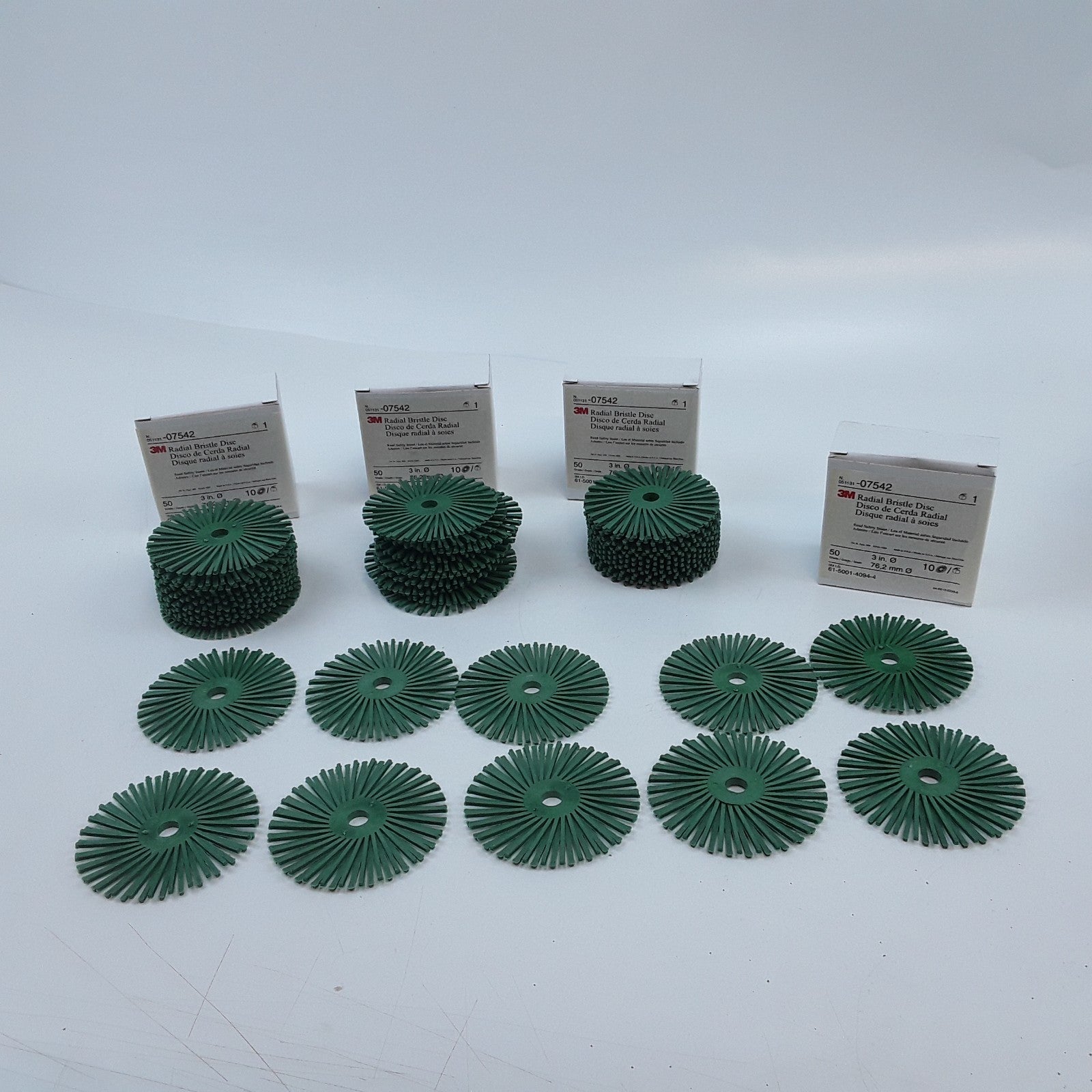 3M 07542 Discs Radial Bristle 50 Grade Size 3 in 76.2mm Set of 40 pcs