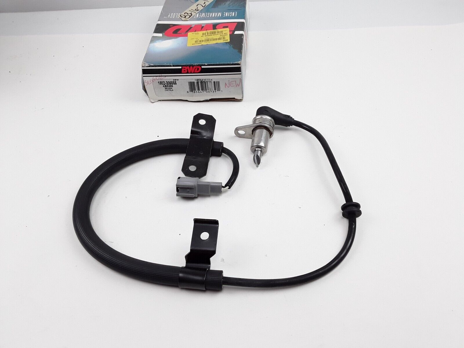 Front Right ABS Wheel Speed Sensor for Nissan Pathfinder, INFINITI QX4 1996-2000