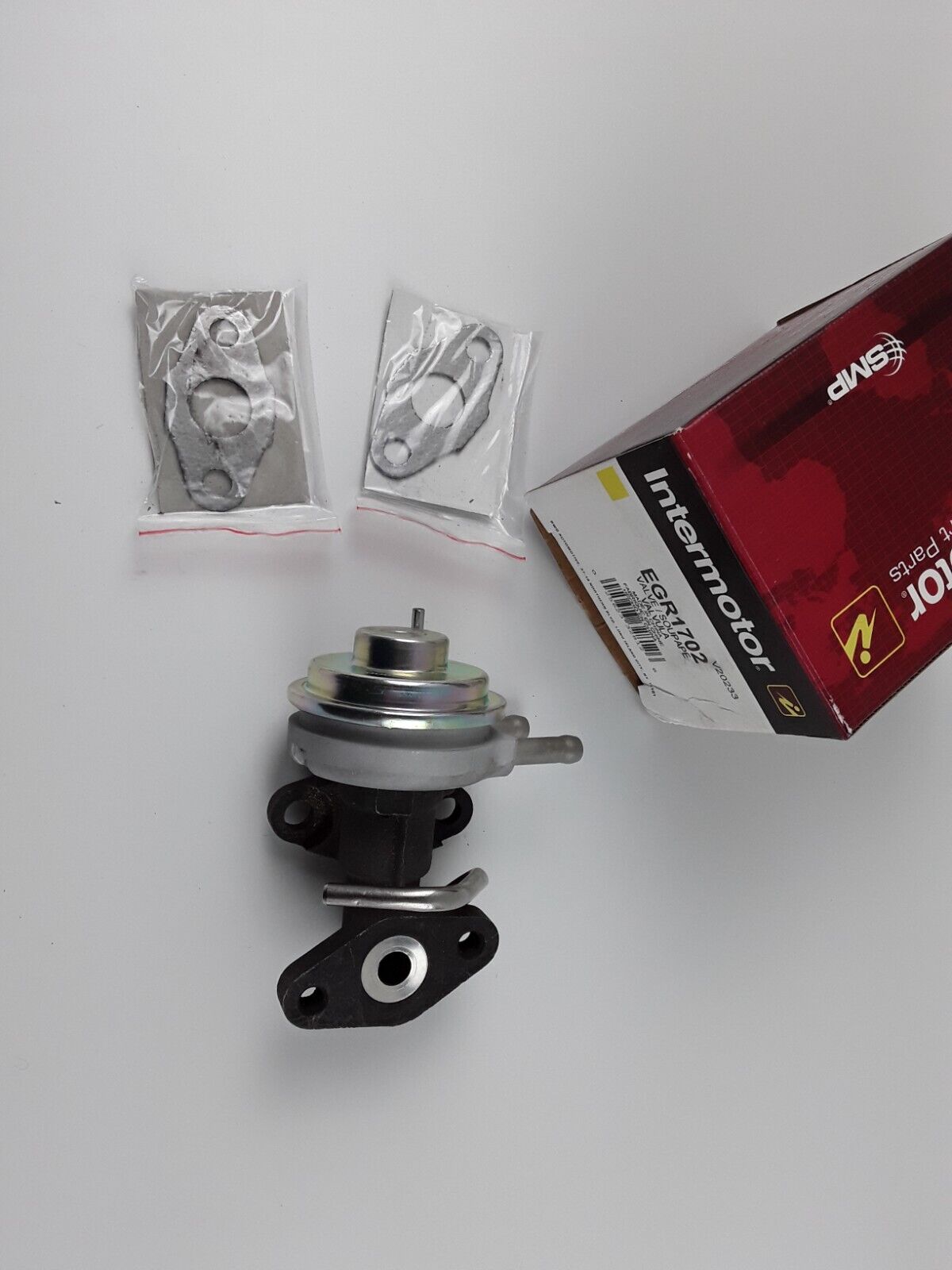 Exhaust Gas Recirculation EGR Valve Fits Toyota Tacoma 95-04,T100 95-98,4Runner - HotCarParts