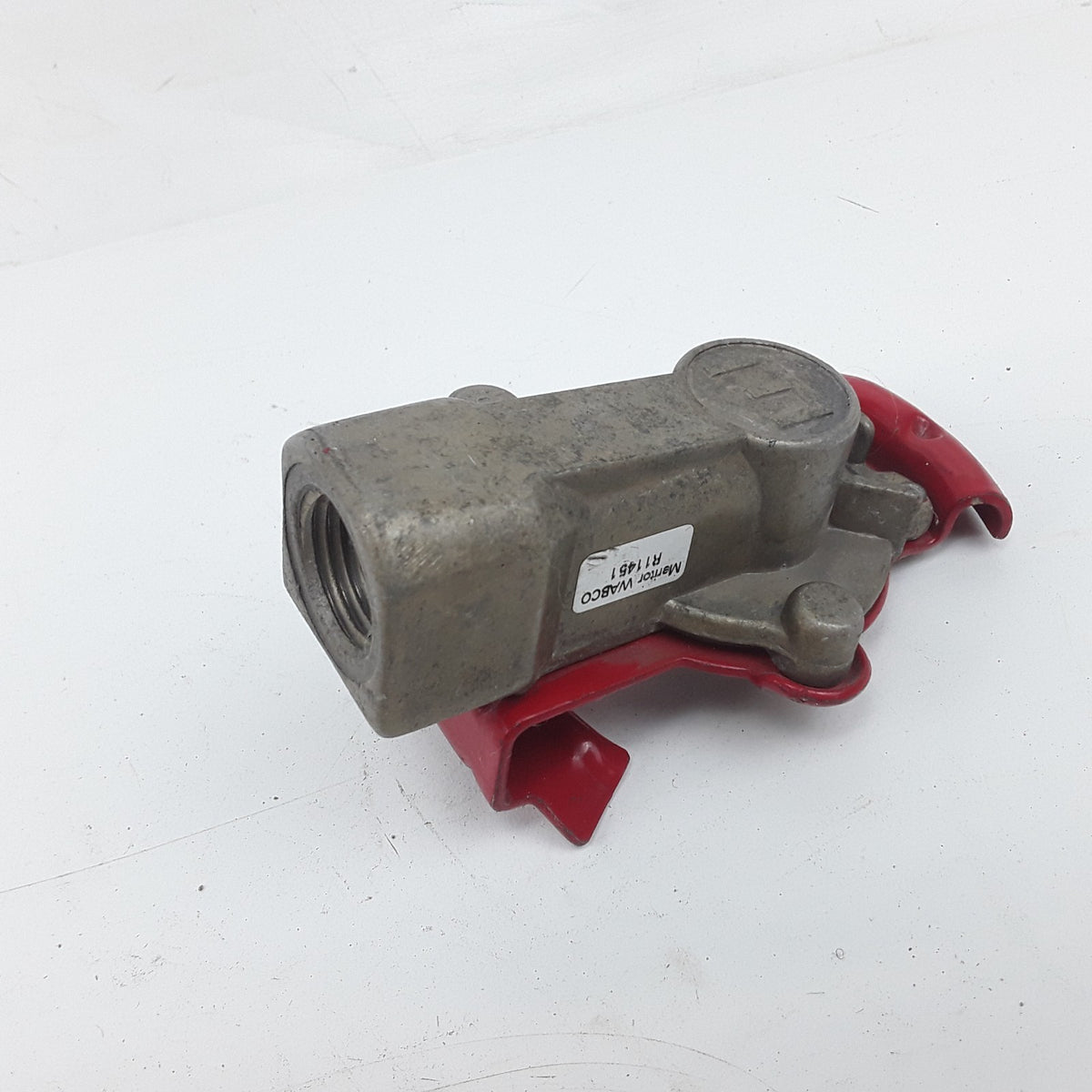 Meritor R11451 Universal Hose Coupler Red Replaces S9528991000, S9528991010