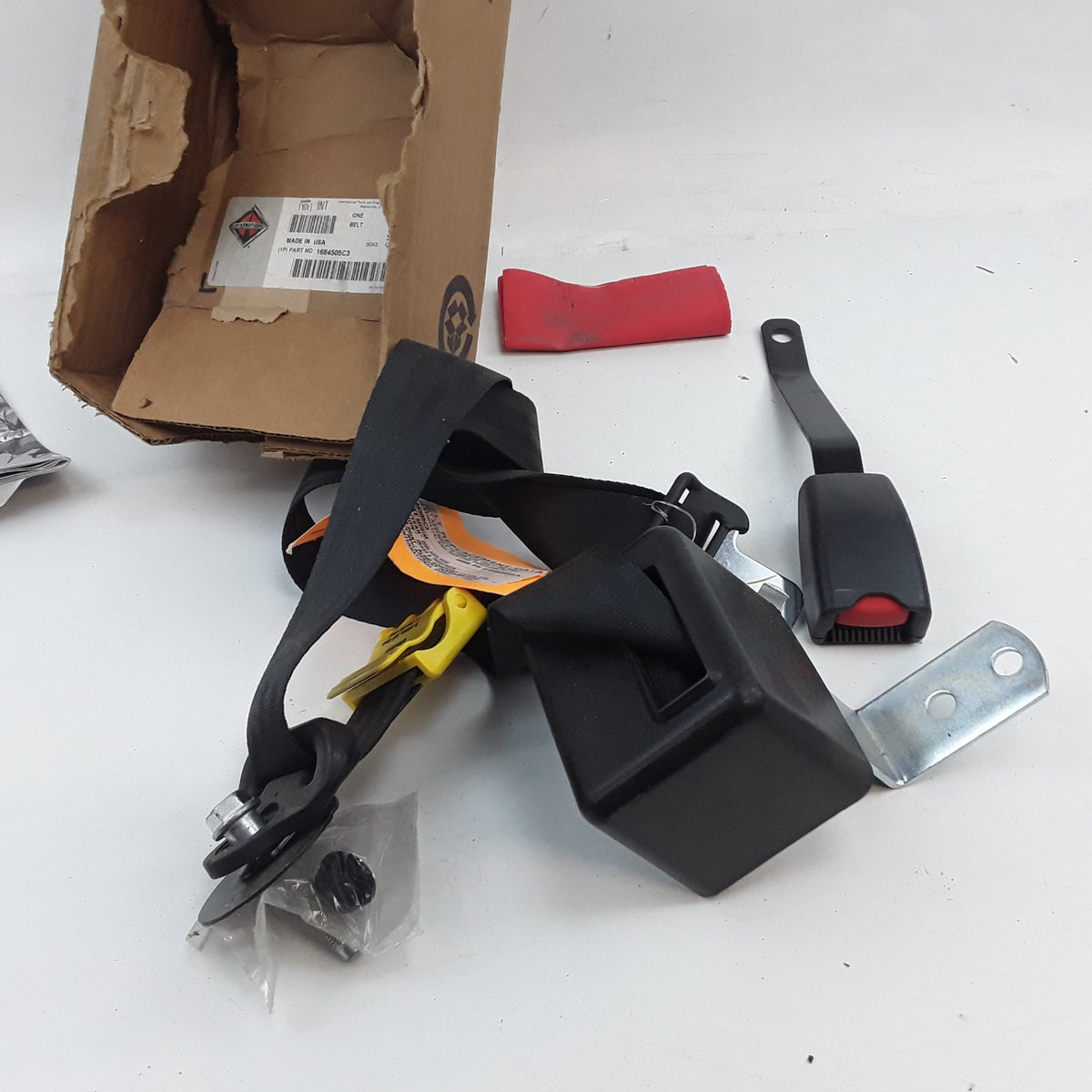 International 1684505C3 Safety Seat Belt Fits Navistar International Trucks