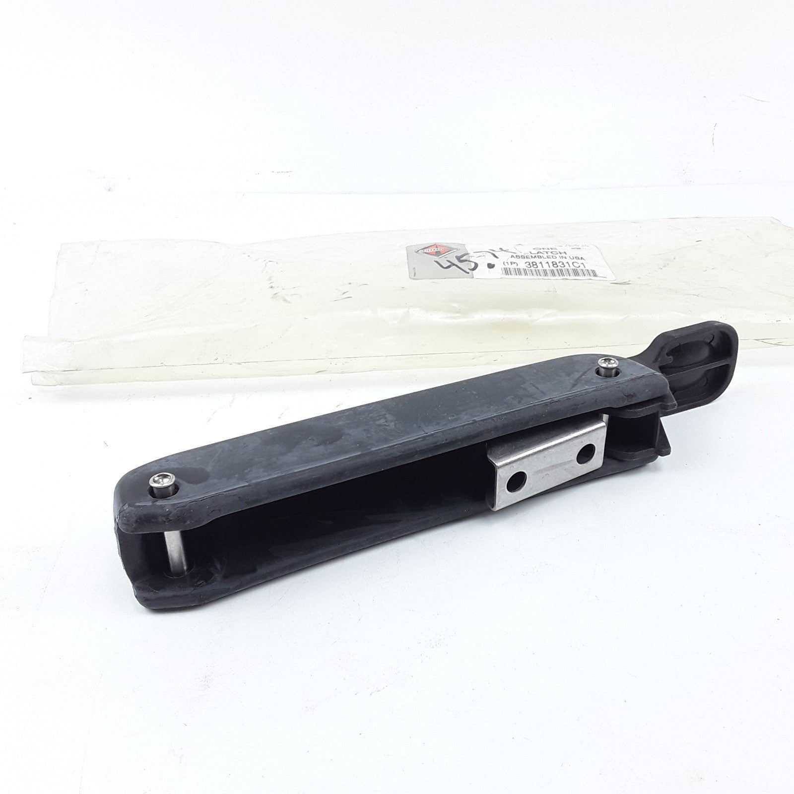 OEM International 3811831C1 Engine Access Door Latch Assembly For Navistar Truck