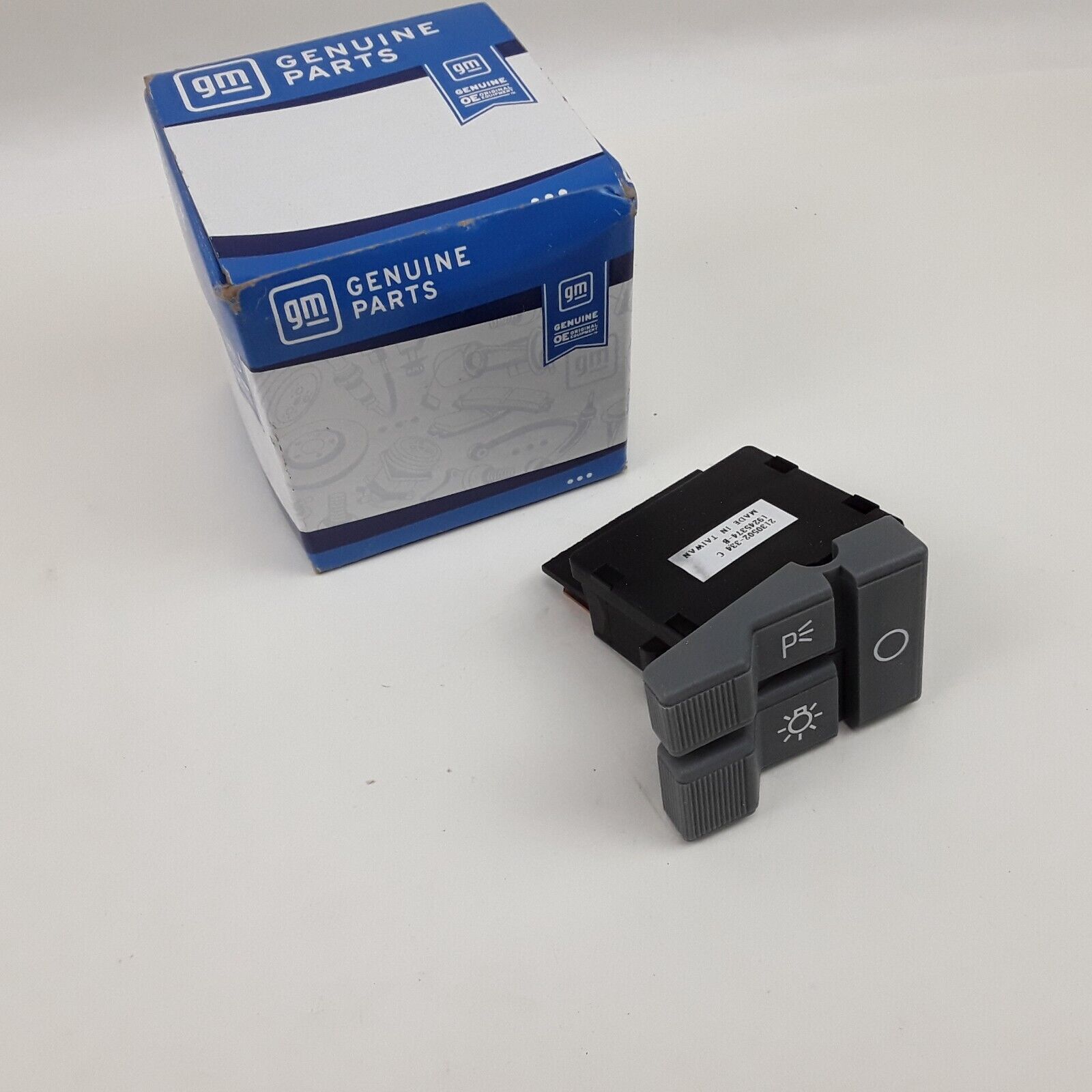 Headlamp Switch For GMC C3500 C3500 Yukon Chevrolet C2500 C1500 Blazer 1990-1994