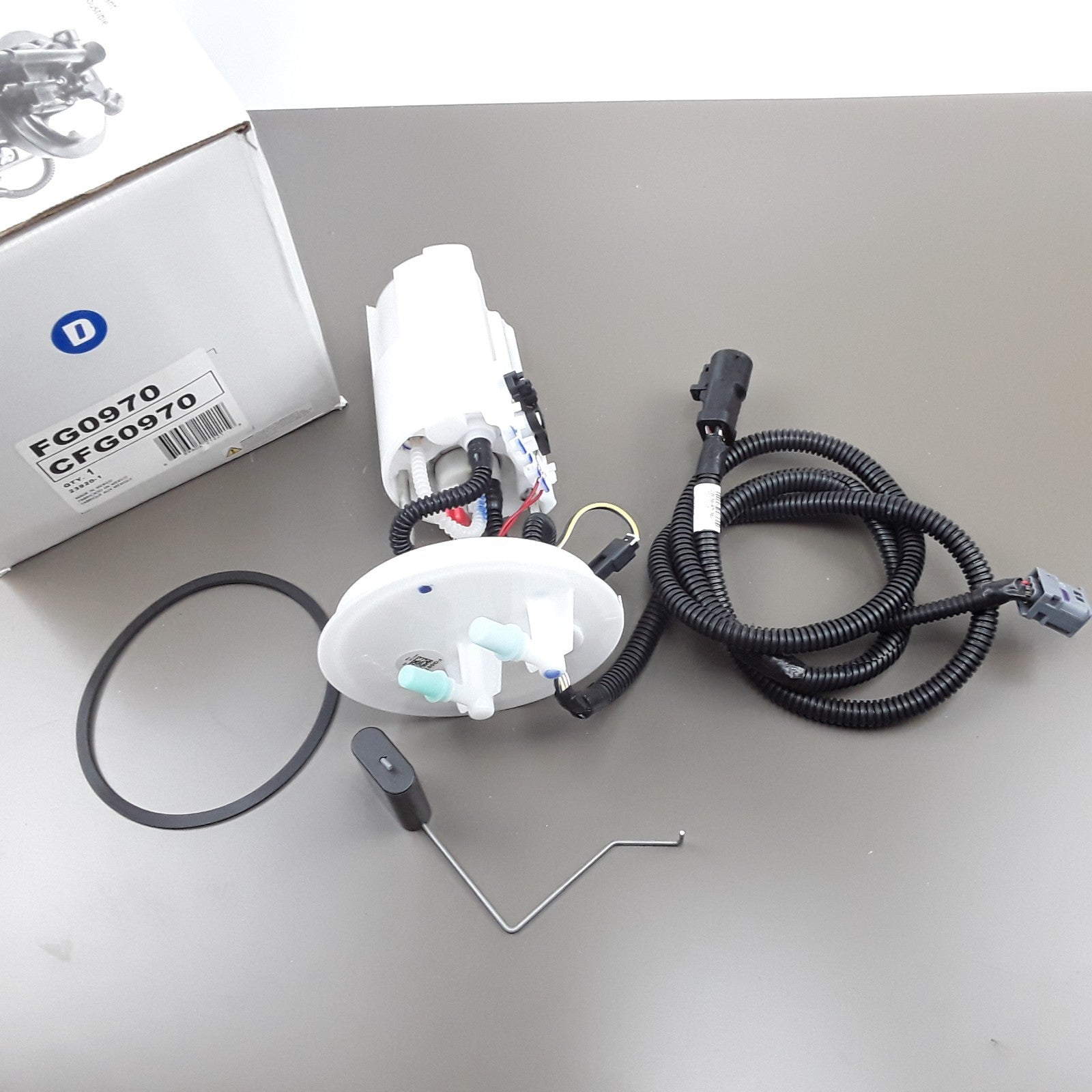 Delphi FG0970 Fuel Pump Module Assembly Fits Ford Windstar (2001 2002 2003)