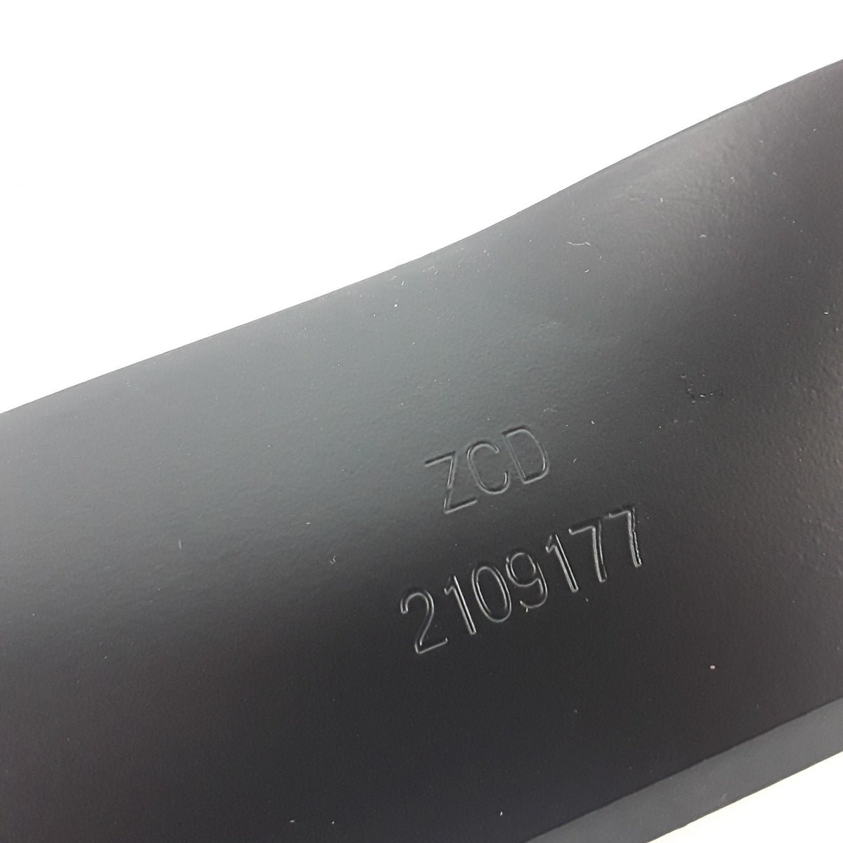 Prime Line 7-04953 Lawn Mower Blade 16-5/8 Inches Replaces John Deere M115495