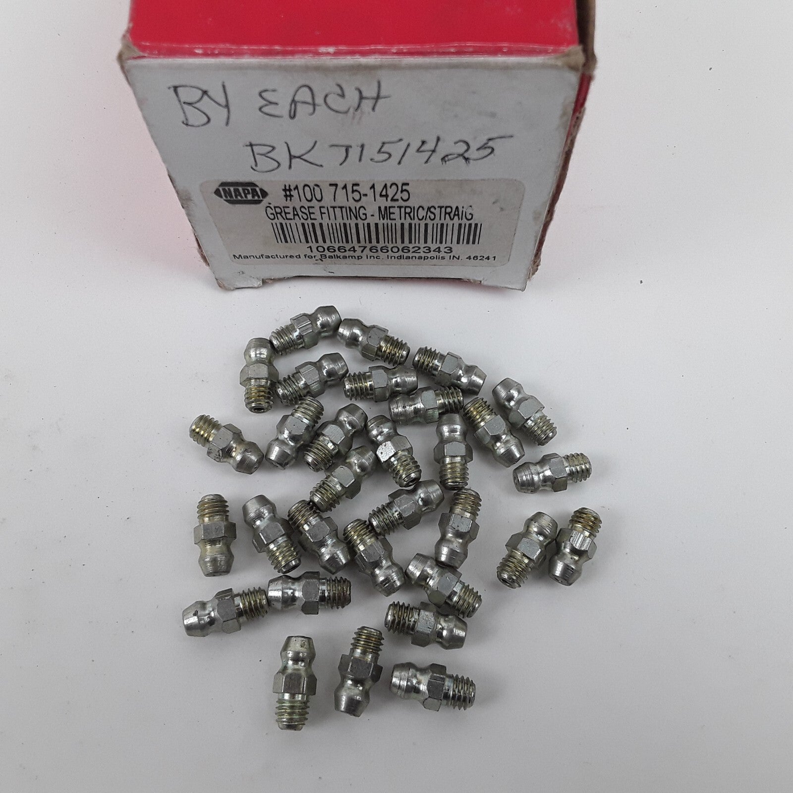 30 pcs Car Truck Napa Balkamp 715-1421 Heavy Duty Grease Fitting-Metric/Straig