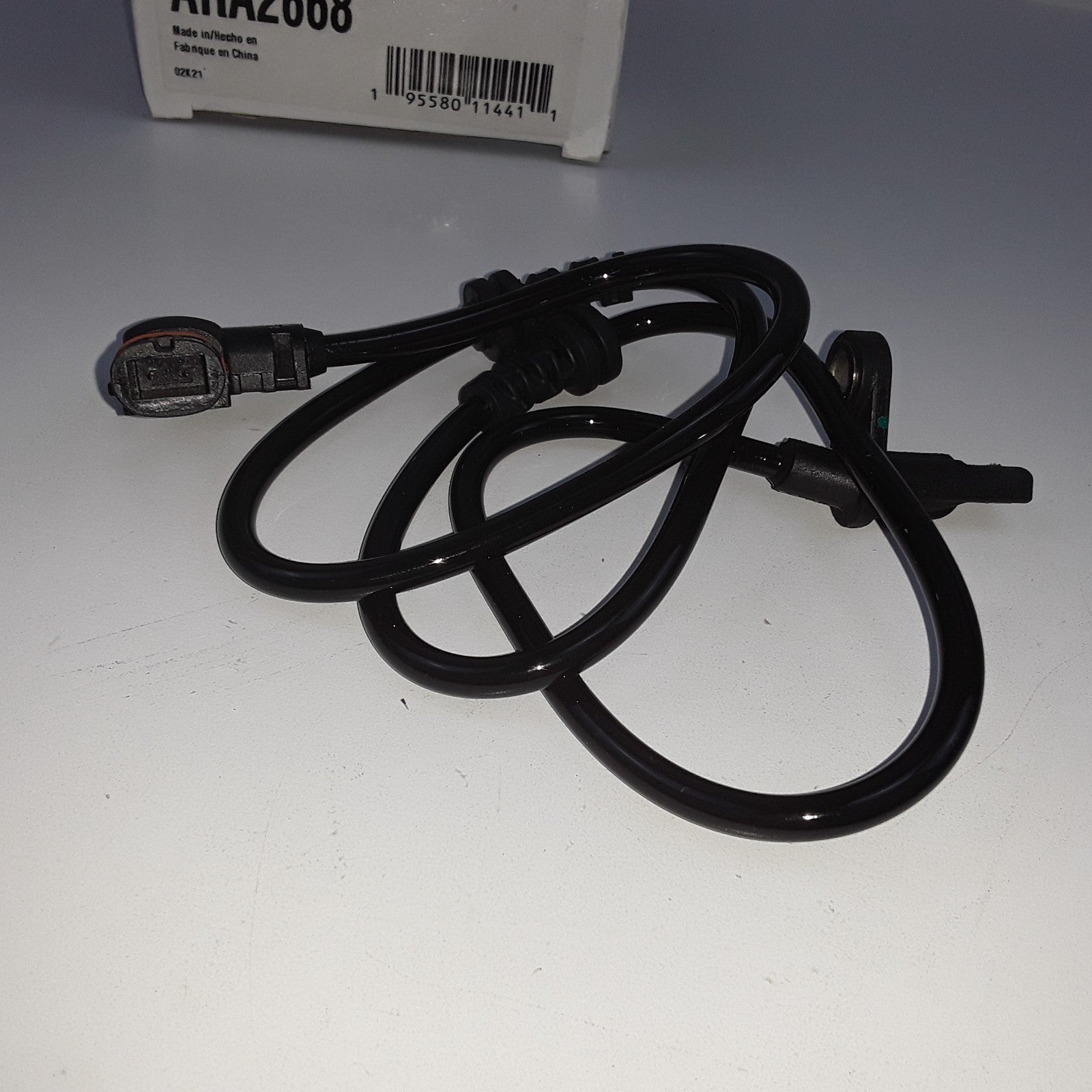 Front ABS Speed Sensor Fits Mercedes-Benz C63 AMG GLK350 C300 GLK250 (2012-2015)