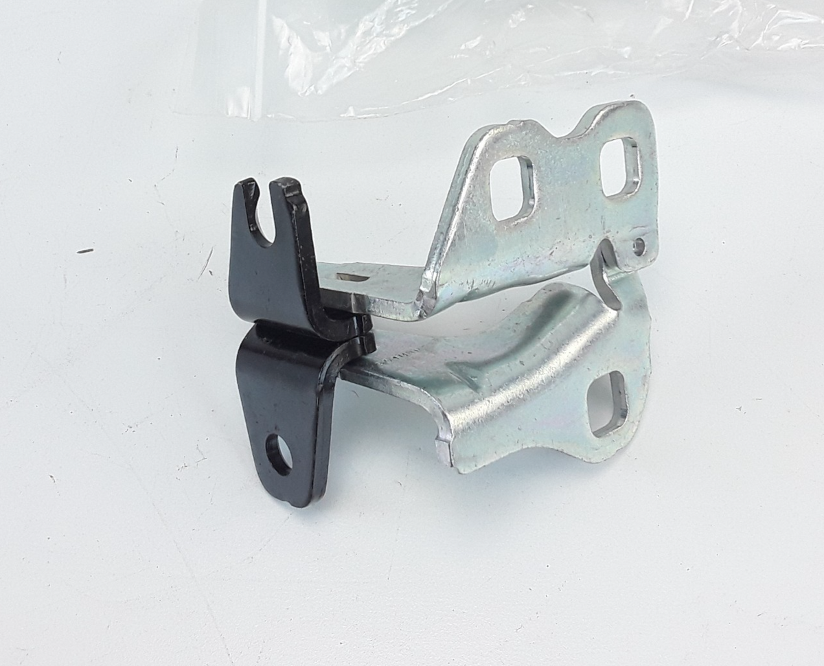Tesla Model 3 2017-2023 LH Front Lower Door Hinge Assembly 1101037-00-G Genuine
