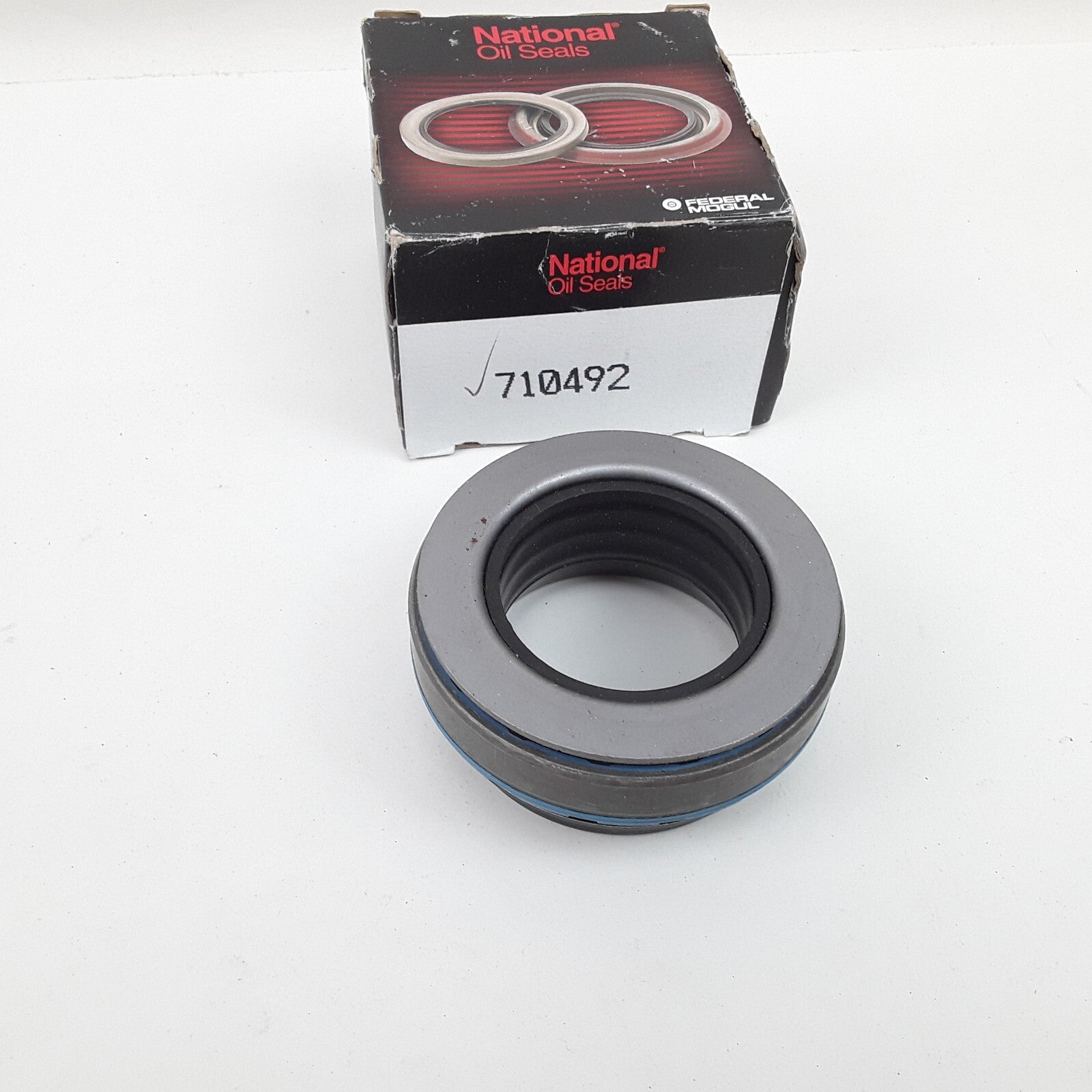 Drive Axle Shaft Seal Fits Chevrolet Silverado 1500 2002-2005 GMC Yukon 2002 04
