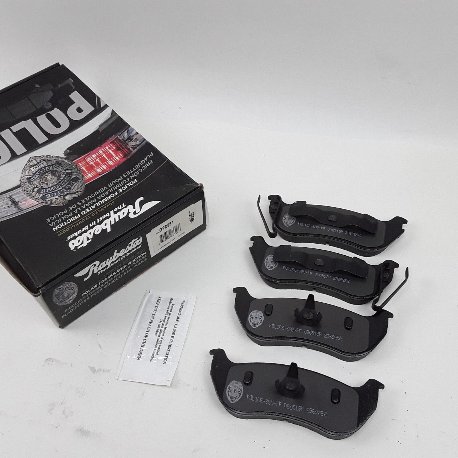 Disc Brake Pad Set Rear W/Hardware For Jeep Liberty Wrangler 2002 2003 2004-2006