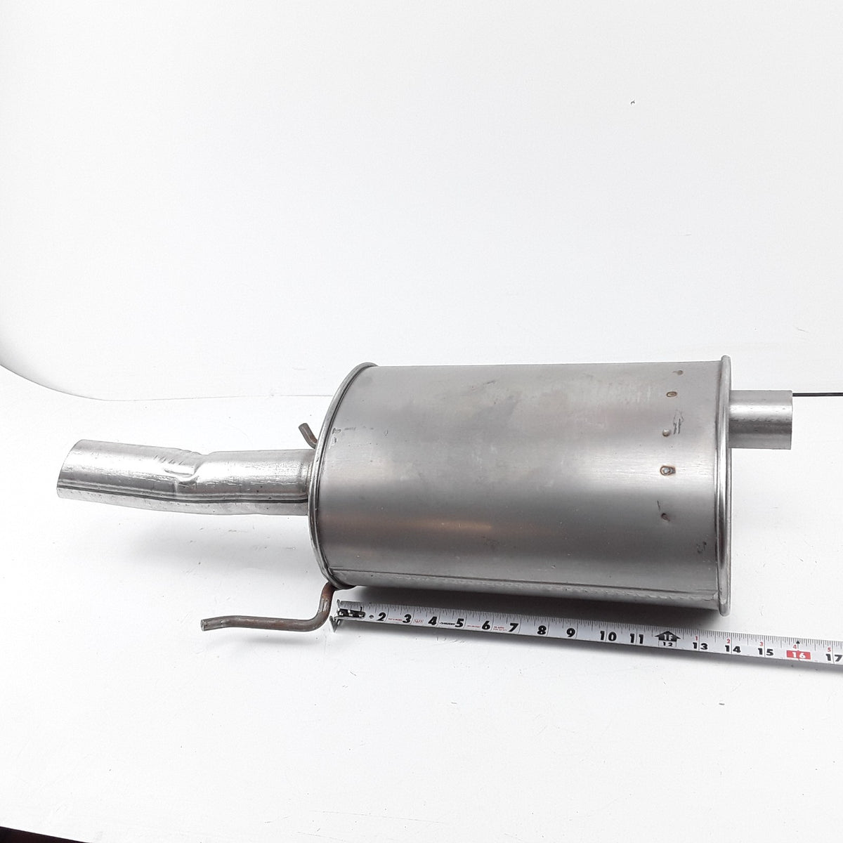 Exhaust Muffler Fits Chevrolet Monte Carlo (2000 2001 2002 2003 2004 2005)
