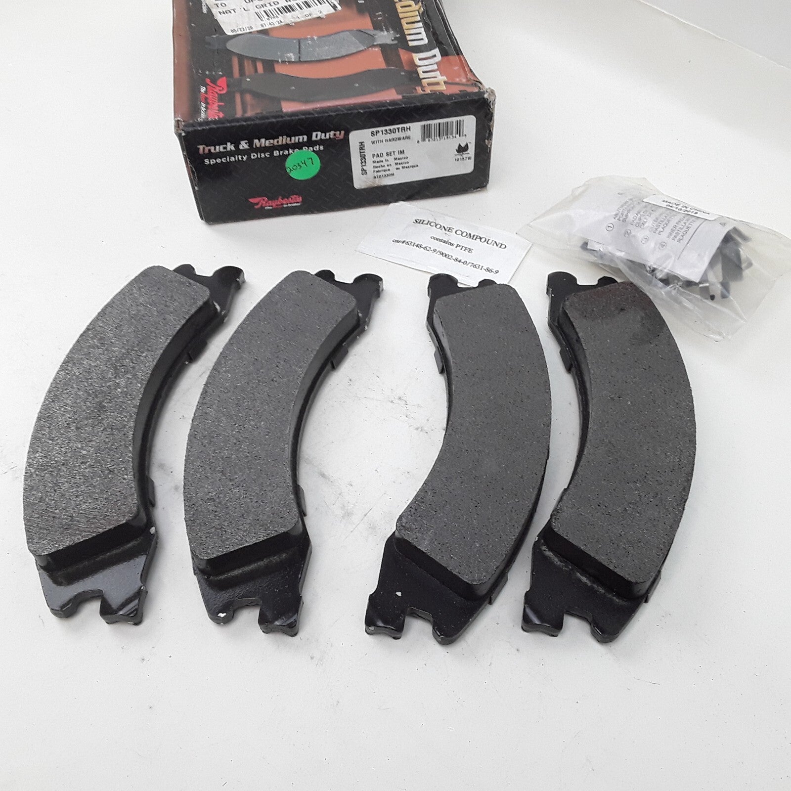Medium Duty Metallic Rear Brake Pad Fits Ford E-450 Super Duty 2008-19 21