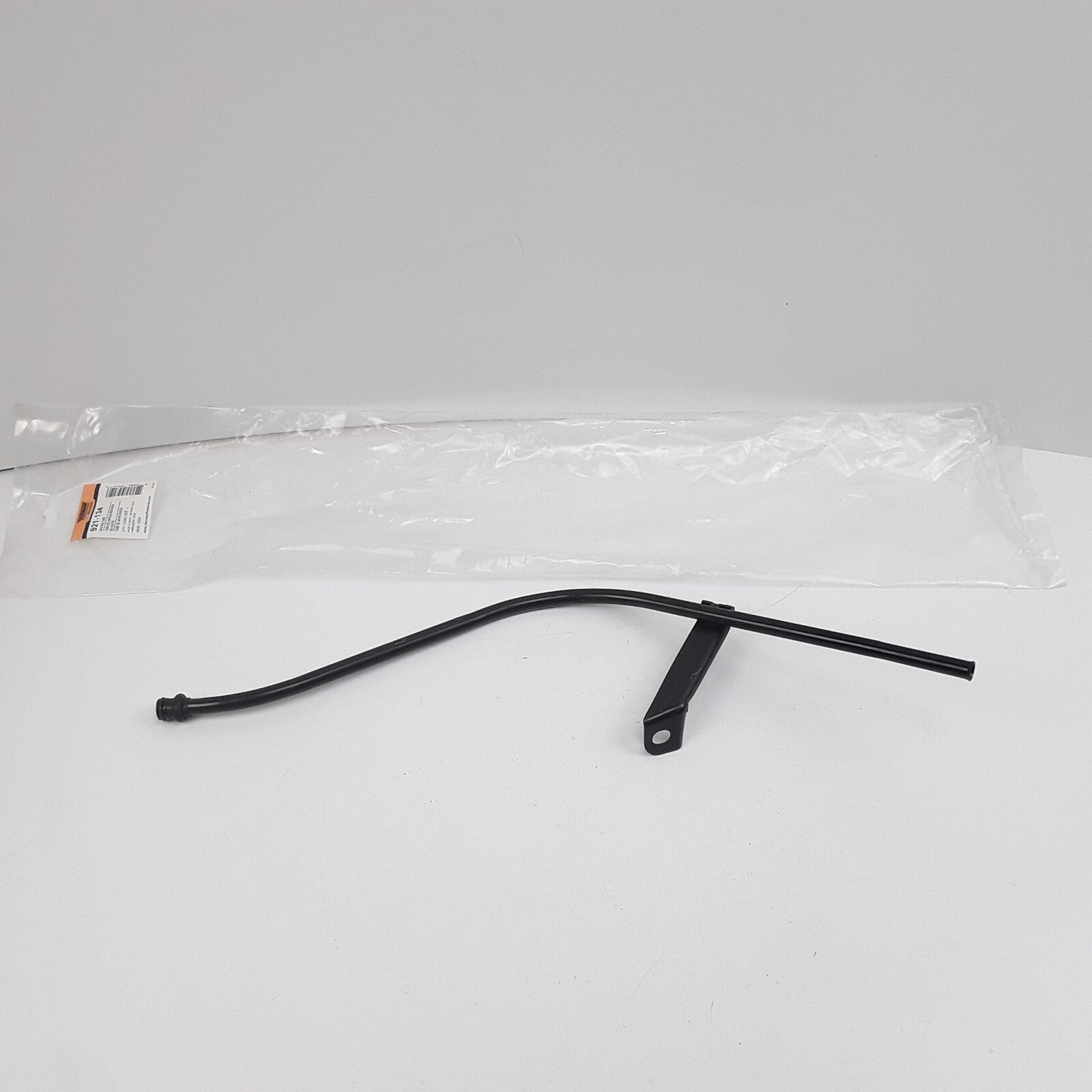 Engine Oil Dipstick Tube Fits Toyota Tundra 2000-2005 Sequoia 2001-2005