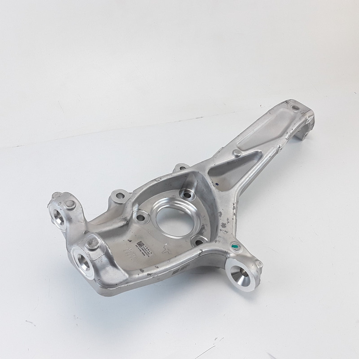 OEM 1044311-00-E For Tesla 2017-2023 Model 3 Front Knuckle Left
