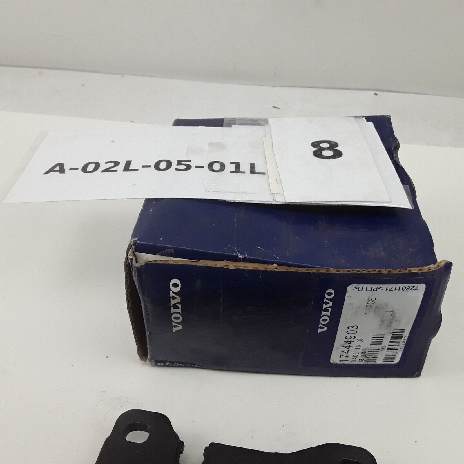 OEM Volvo 17444903 Brake Pad Lining Pair Fits Volvo L20H L25H L28F Wheel Loader