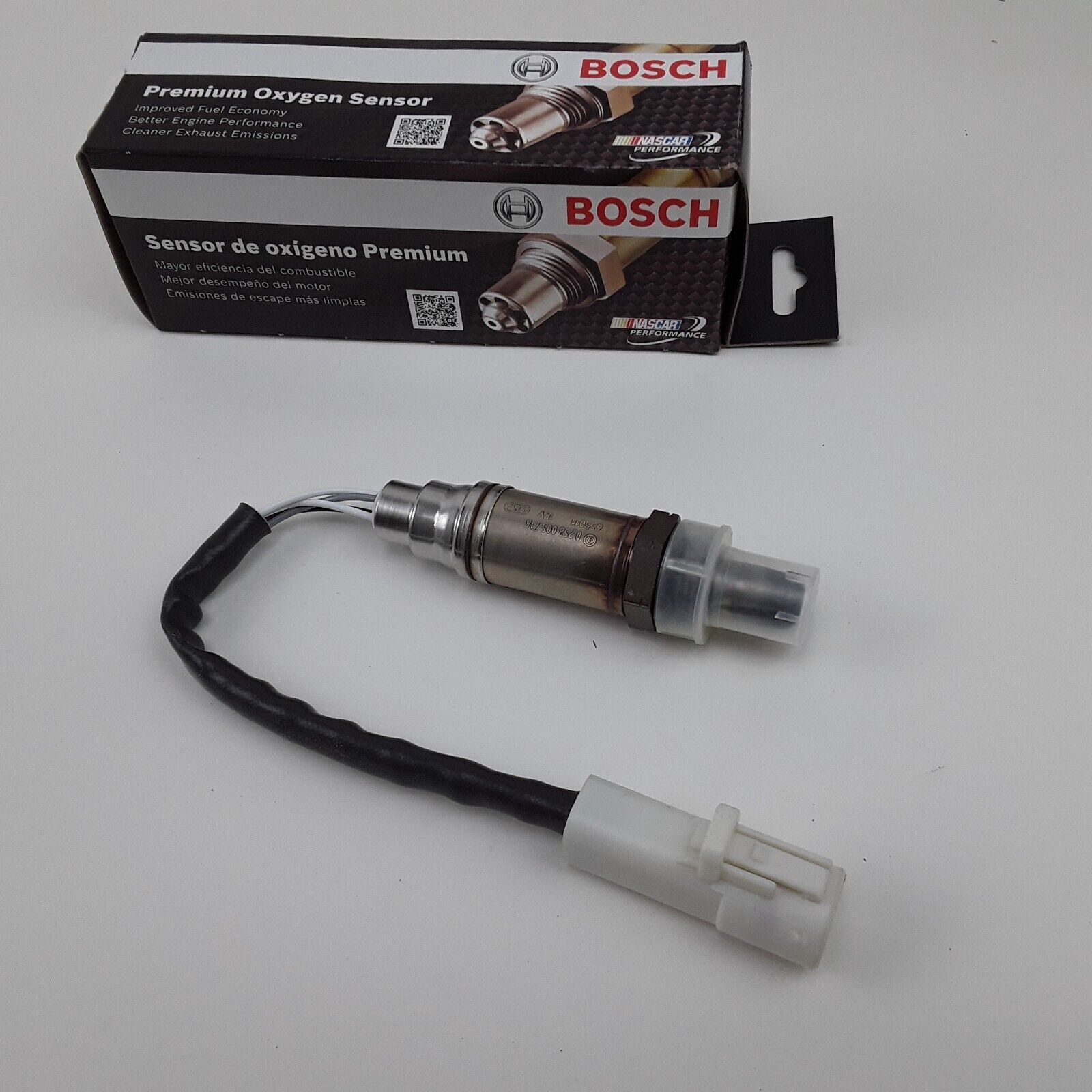 OEM Bosch 15716 Oxygen O2 Sensor Fits Ford, Mercury, Mazda & More NEW