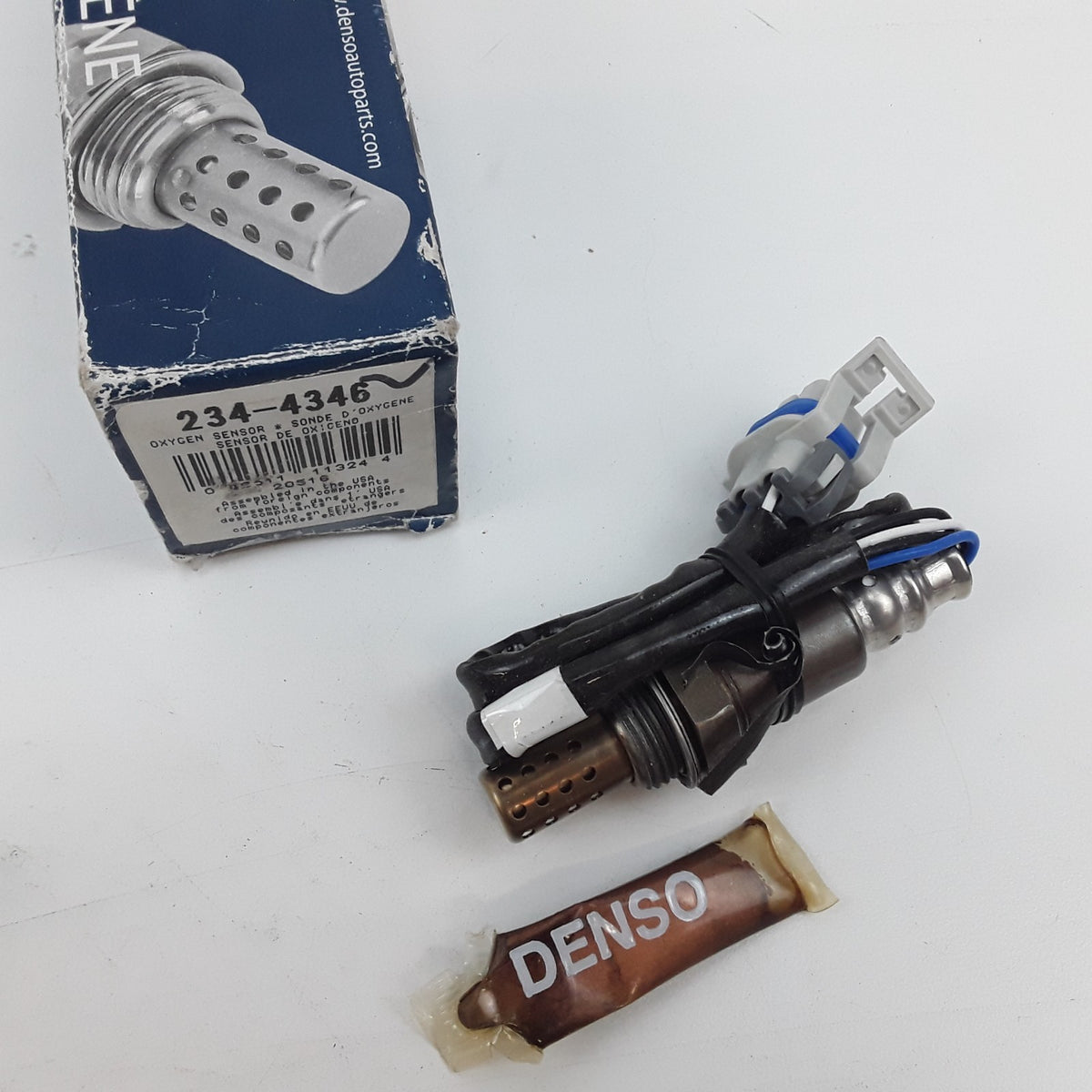 Oxygen Sensor 4 Wire Fits Pontiac Bonneville Cadillac Seville DeVille 2004-2005