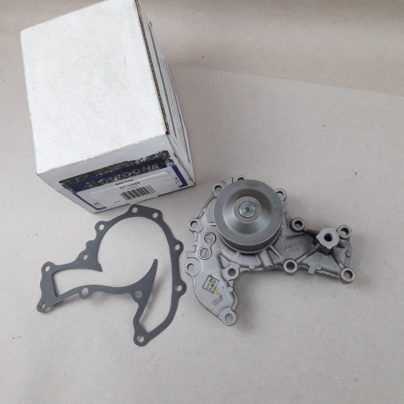 Cardone 57-1555 Engine Water Pump For Honda Acura Isuzu 1998 1999 2000 2001-2004
