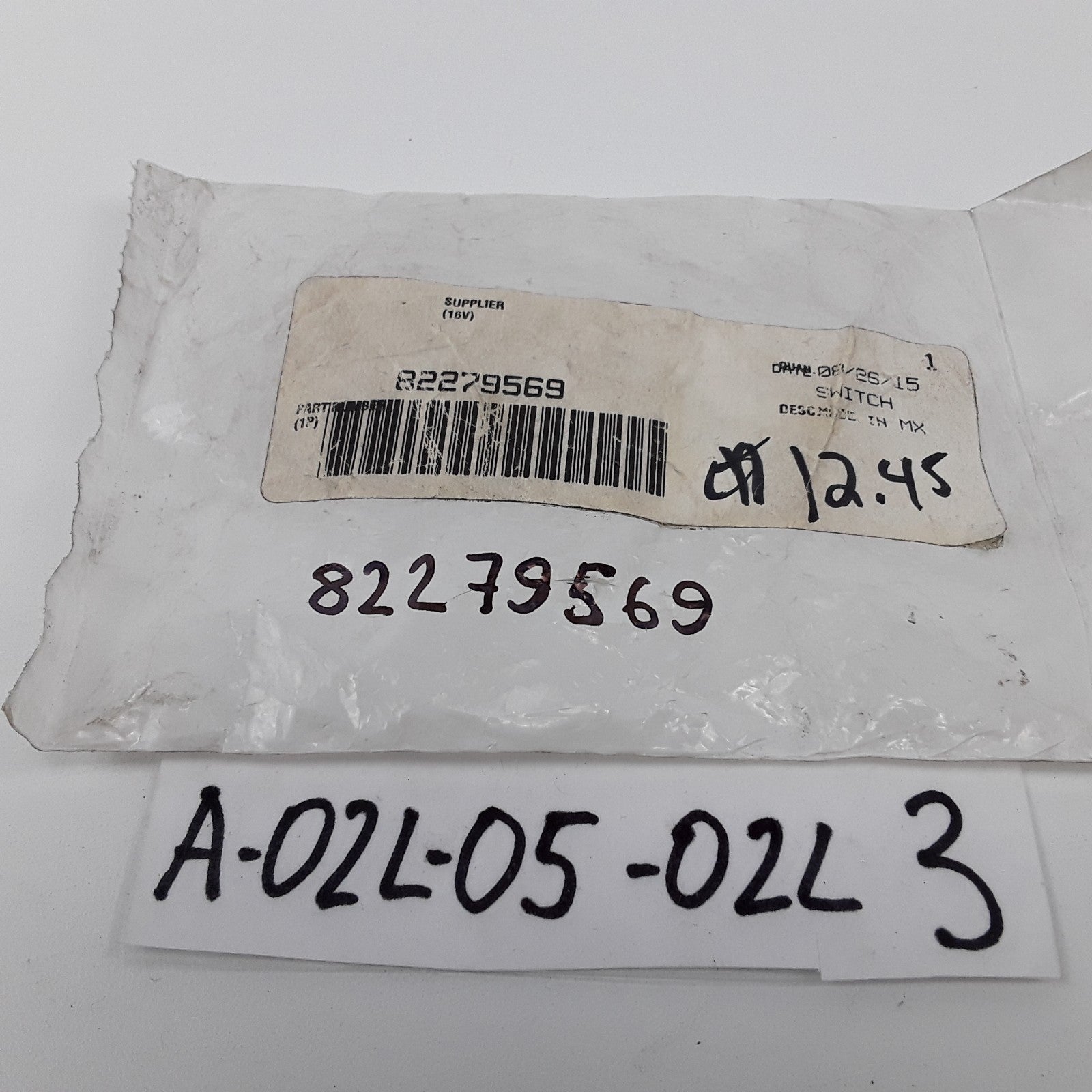 Mack 82279569 Heated Mirror Control Switch Fits Mack Replaces 1MR4341BM5