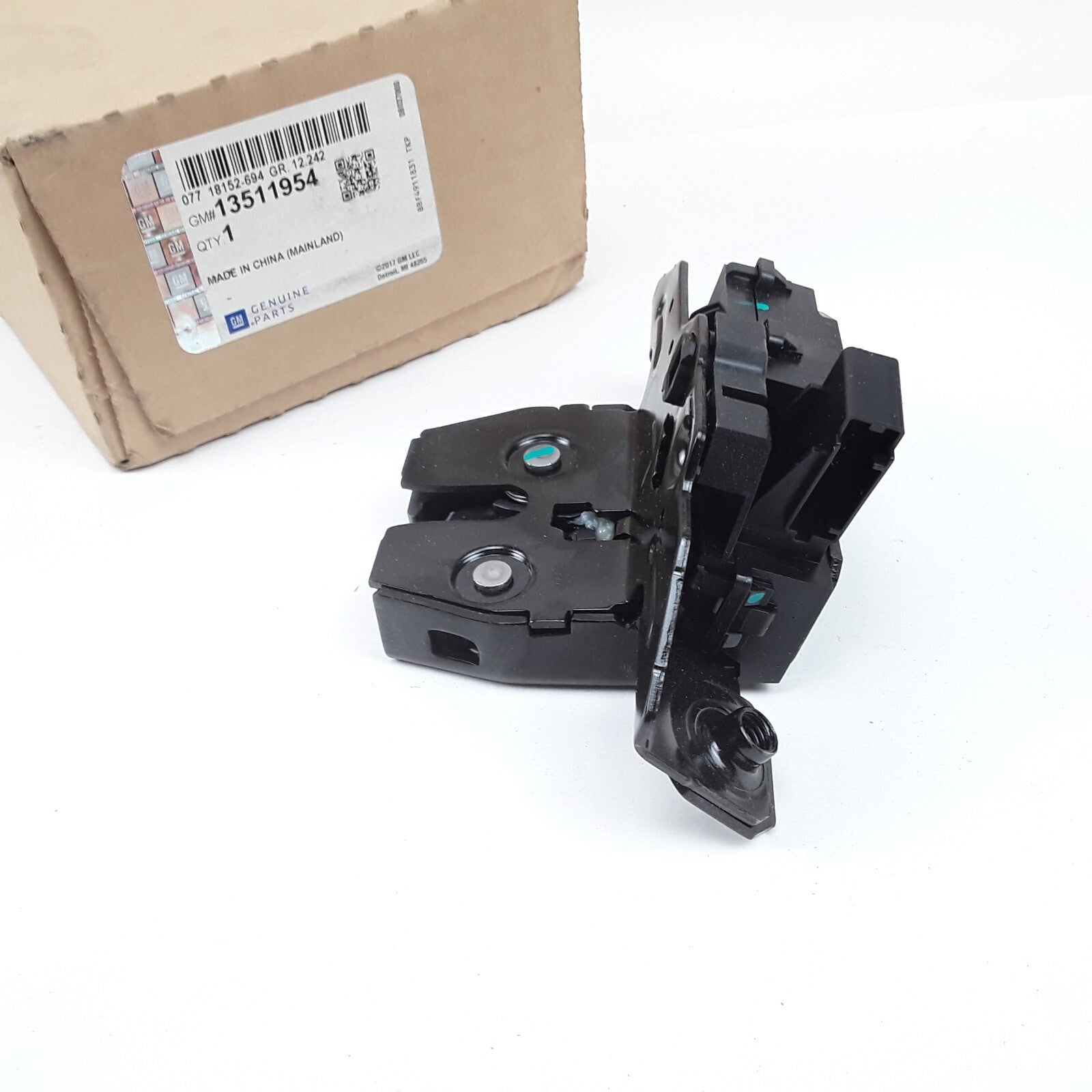Rear Tailgate Door Latch For Chevrolet Tahoe ,GMC Yukon 2015 2016 2017 2018 2019