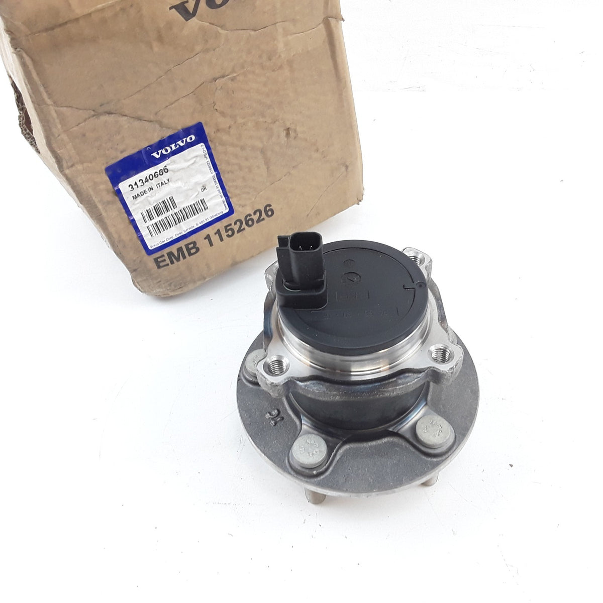 Volvo 31340686 Wheel Bearing Hub Fits Volvo C30 V50 S40 C70 2010 2011 2012 2013