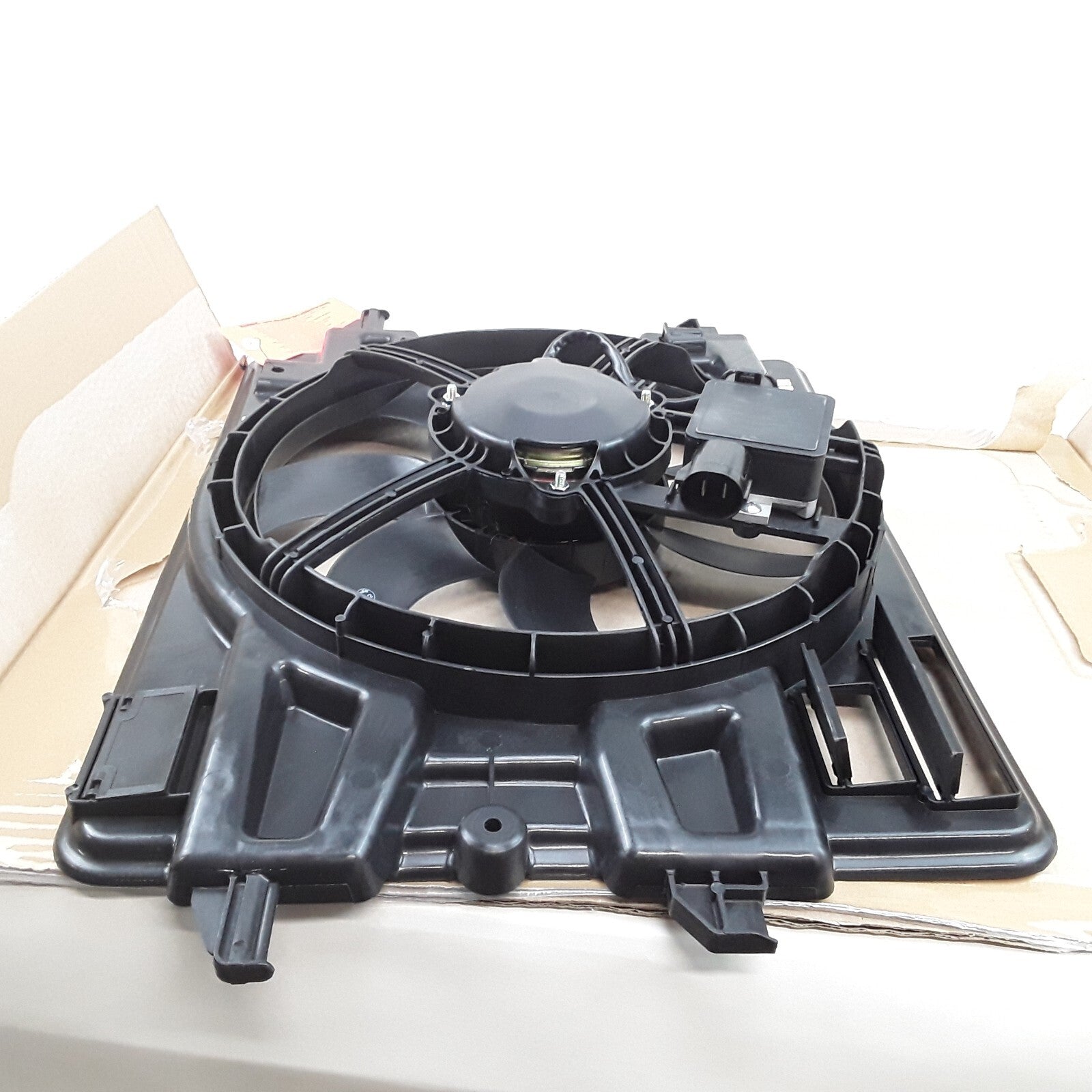 Dorman 621-448 Radiator Fan Assembly Plastic Fits Chevrolet HHR (2008 2009 2010)