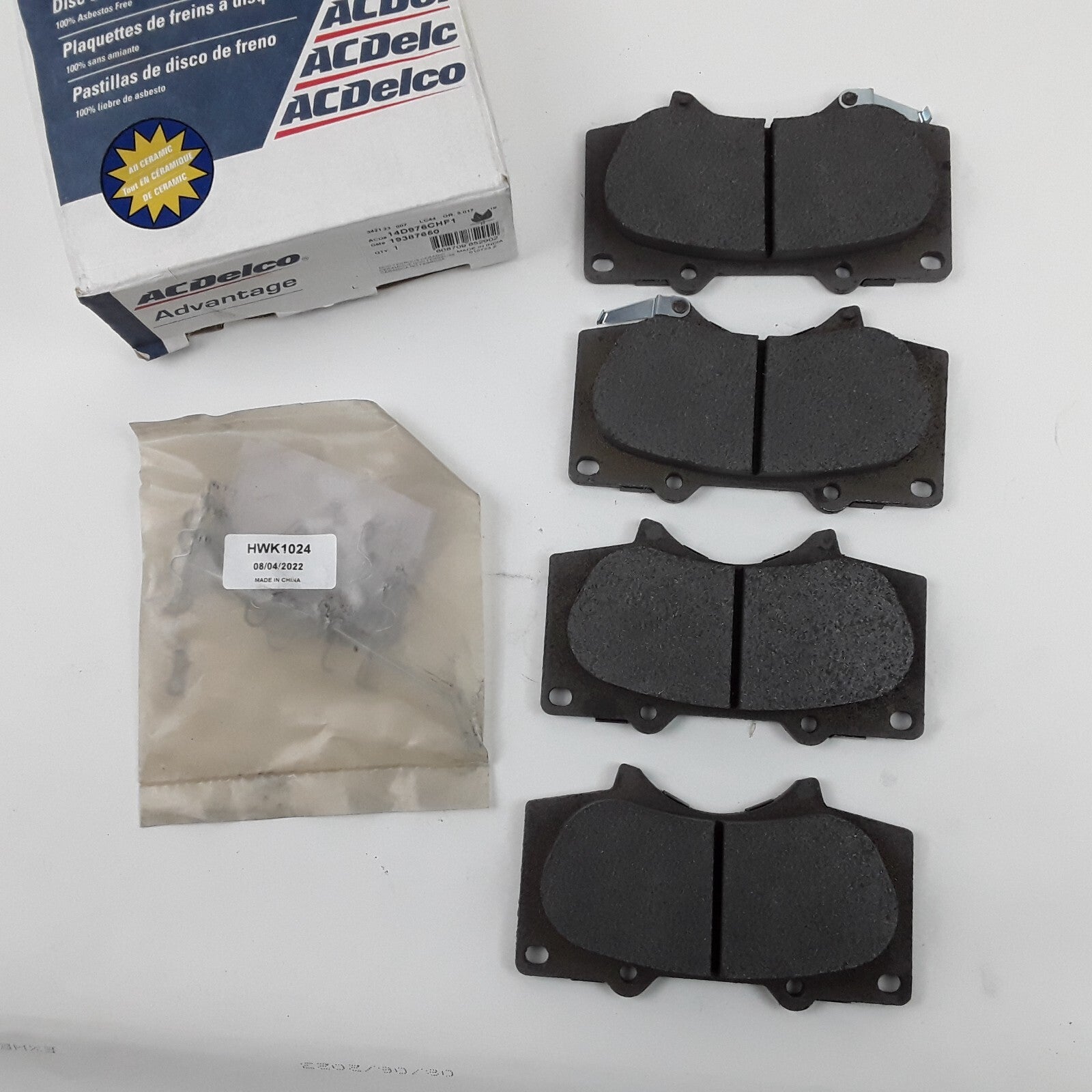Front Disc Brake Pad Set Fits Lexus GX470 GX460 Toyota Tacoma Tundra 2000-2023