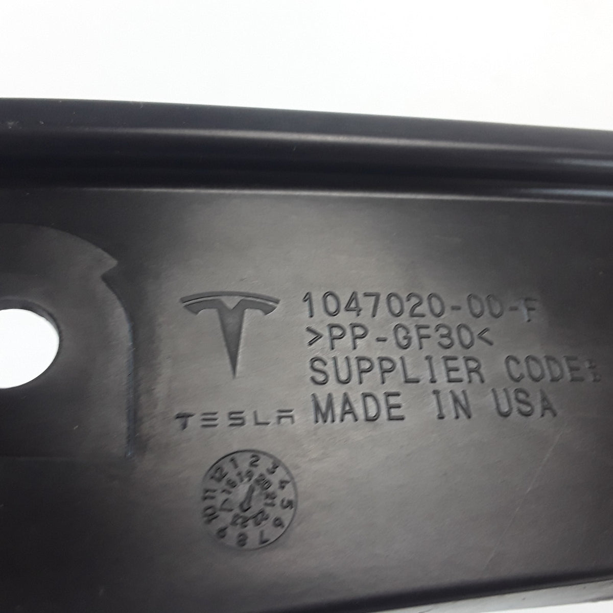 Front Upper Grille Carrier For 2015-2021 For Tesla Model X New 1047020-00-F OEM