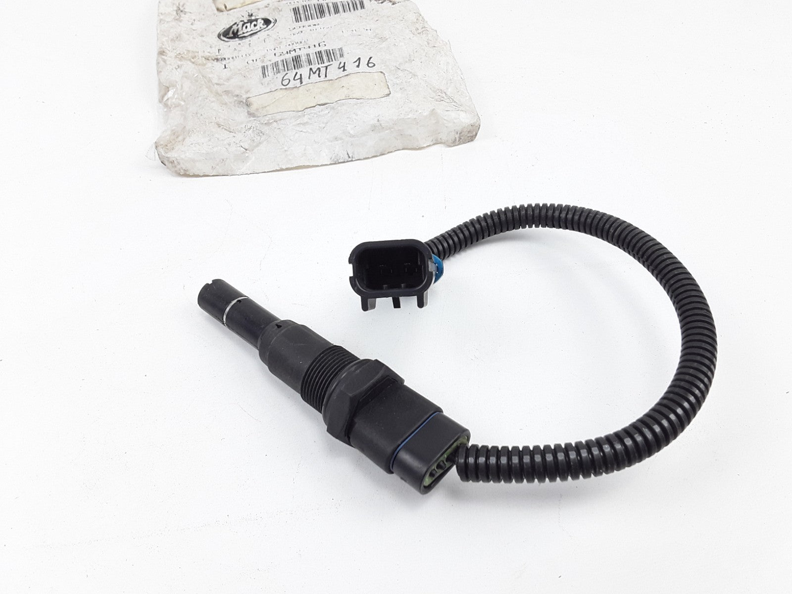 Mack 64MT416 Engine Coolant Level Sensor Assembly For Mack Trucks