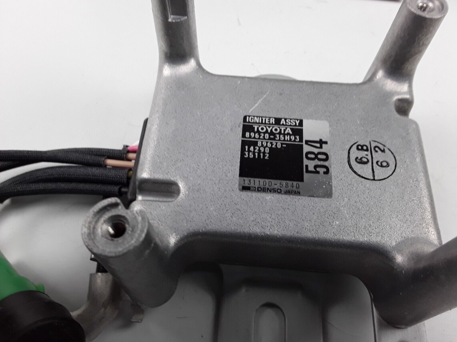 Ignition Control Module For Toyota Pickup 1982-84, 4Runner 1984,Celica 1982-1983 - HotCarParts