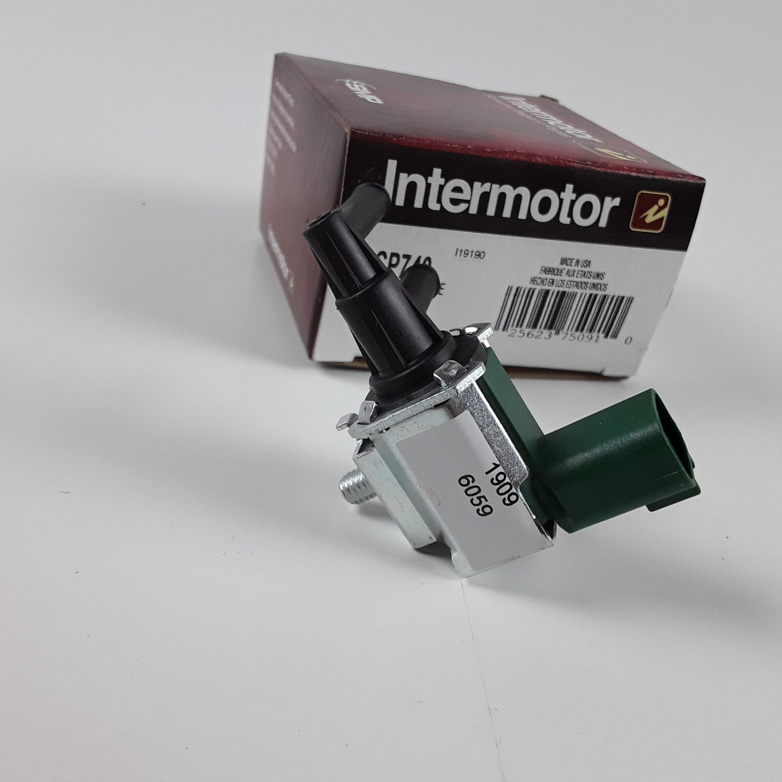 Vapor Canister Vent Solenoid Fits Infiniti M45 2003-04 Nissan Pathfinder 2001-04