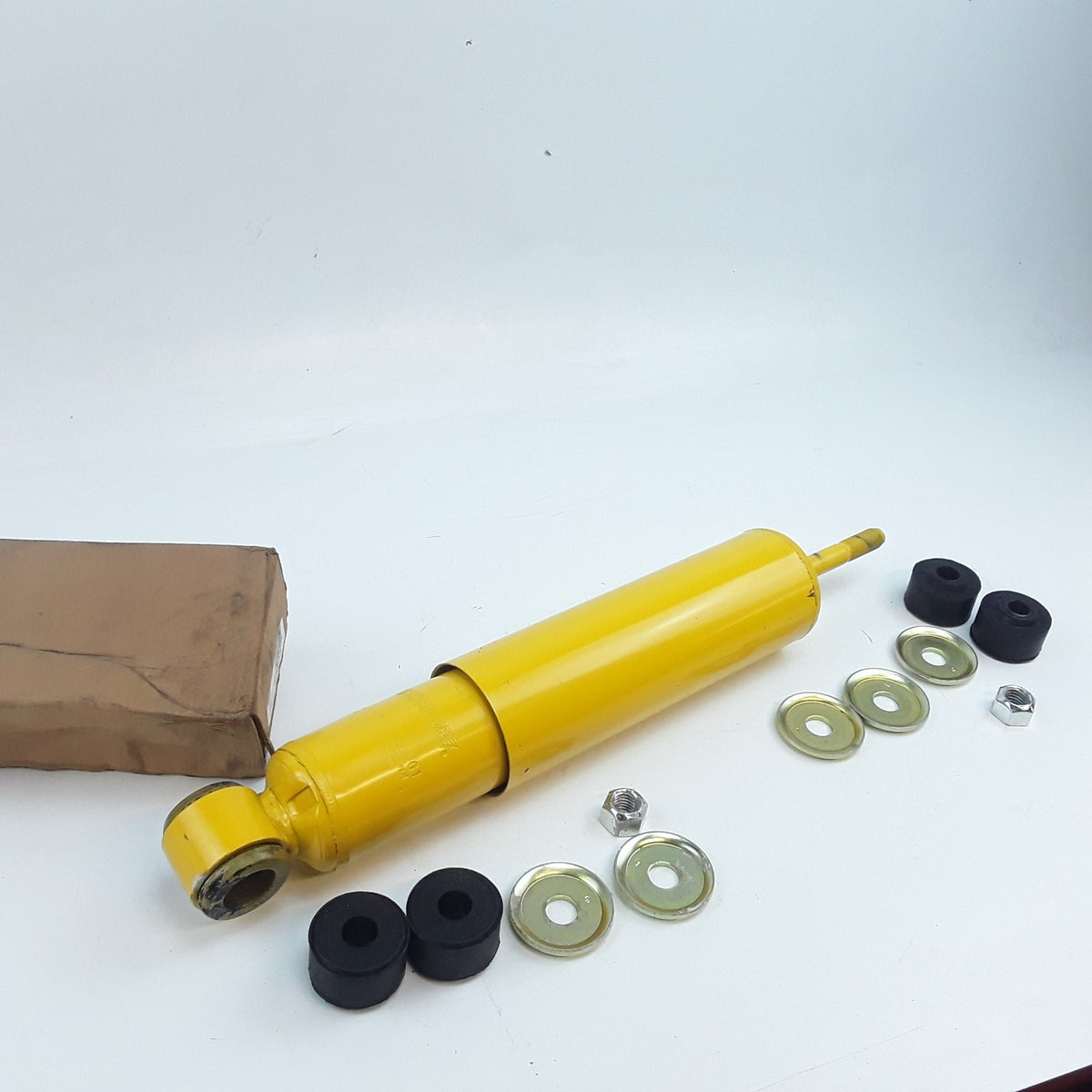 Shock Absorber Fits Motor Coach Industries J4500 (2001-2003, 2007, 2009-2019)