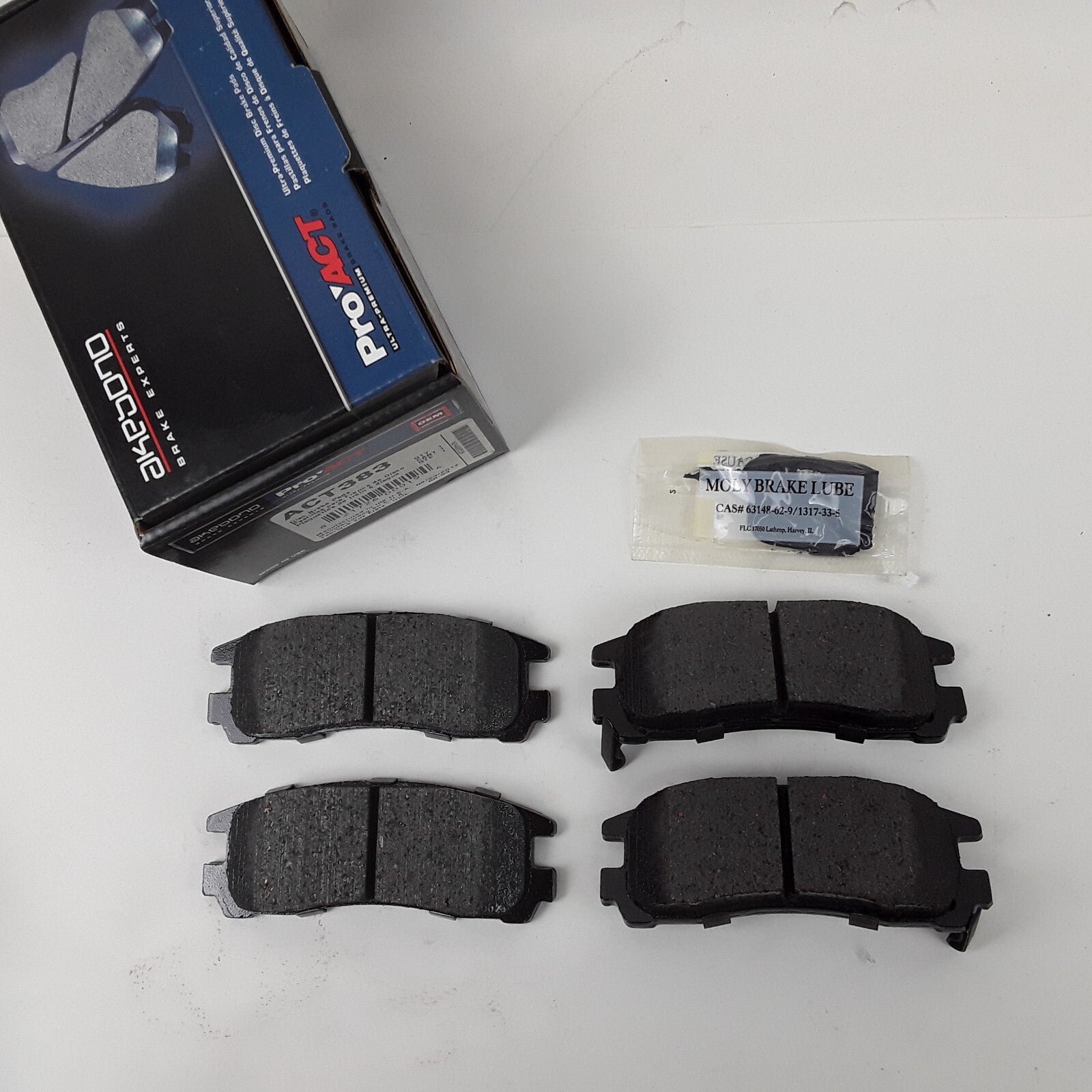 Rear Disc Brake Pad Set Fits Chrysler Sebring 1995-2005,Dodge Stratus 2001-2005