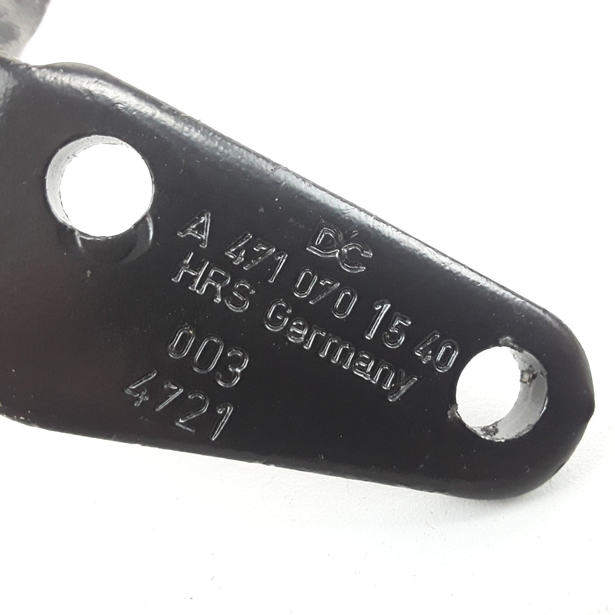 Mercedes-Benz A4710701540 Diesel Fuel Pipe Holder Fits Mercedes-Benz Vehicles