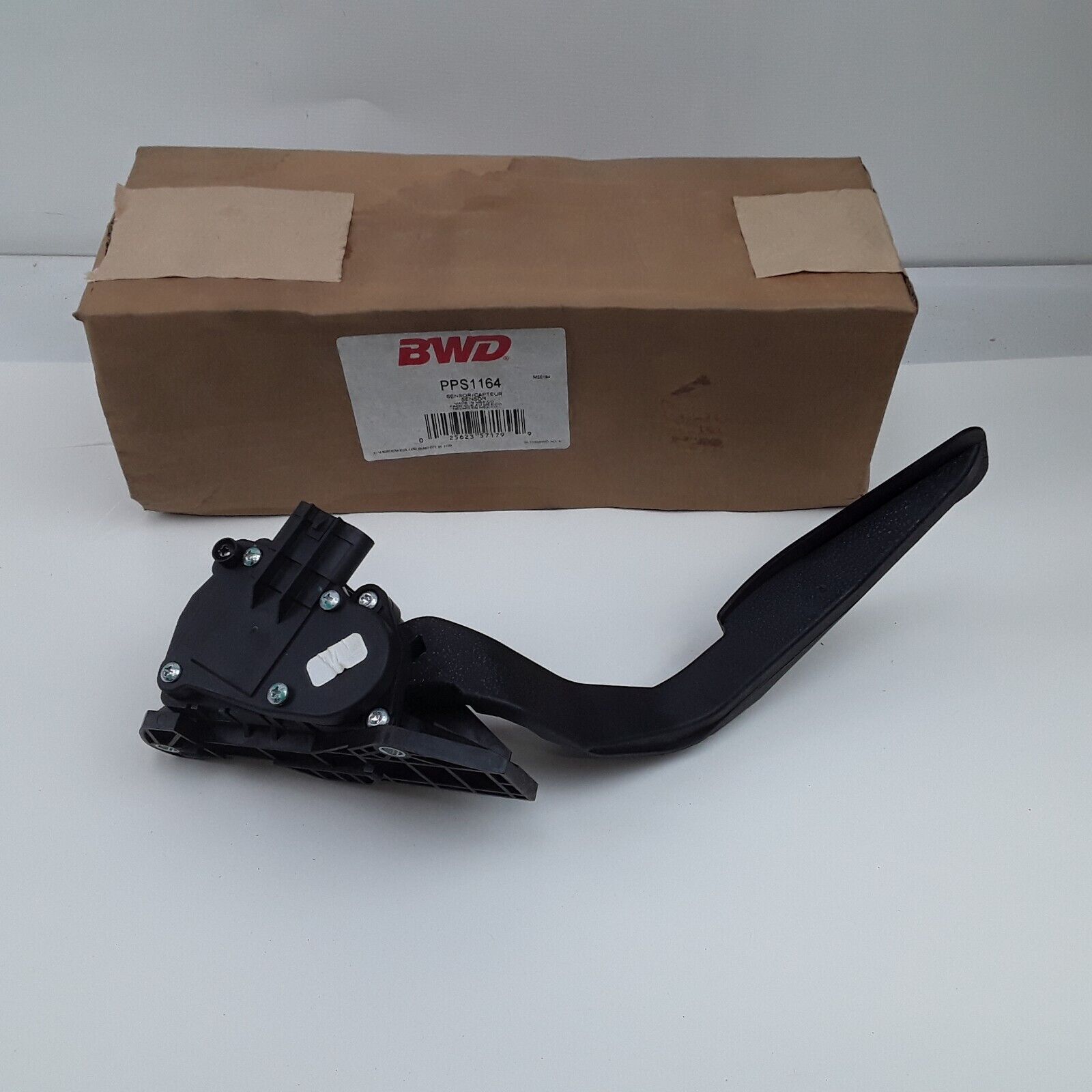 NEW Accelerator Pedal Sensor Fits Chevrolet GMC Cadillac Hummer 2007-2011