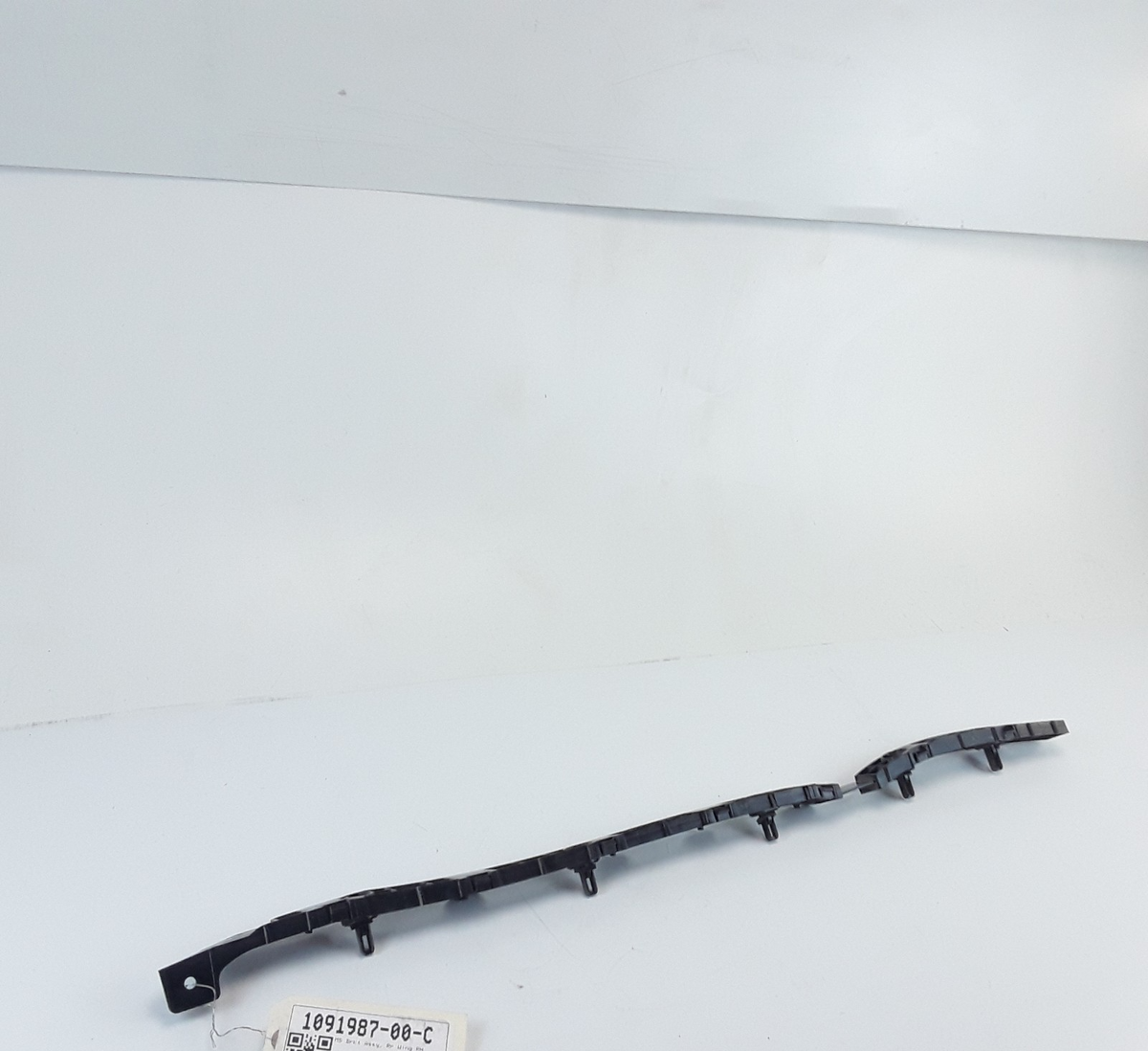 Tesla Model S 2012-2021 RH Rear Wing Bumper Bracket Assembly 1091987-00-C OEM