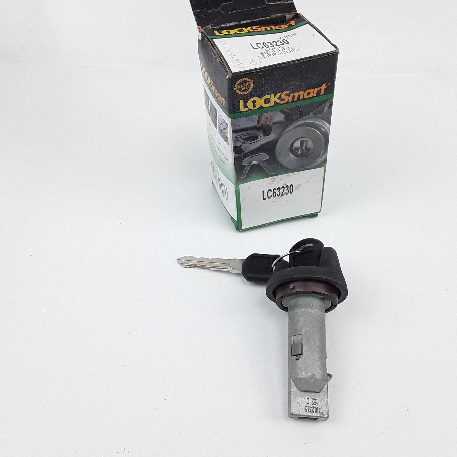 Ignition Lock Cylinder Fits Oldsmobile Chevrolet GMC (1996 1997 1998 1999-2002)
