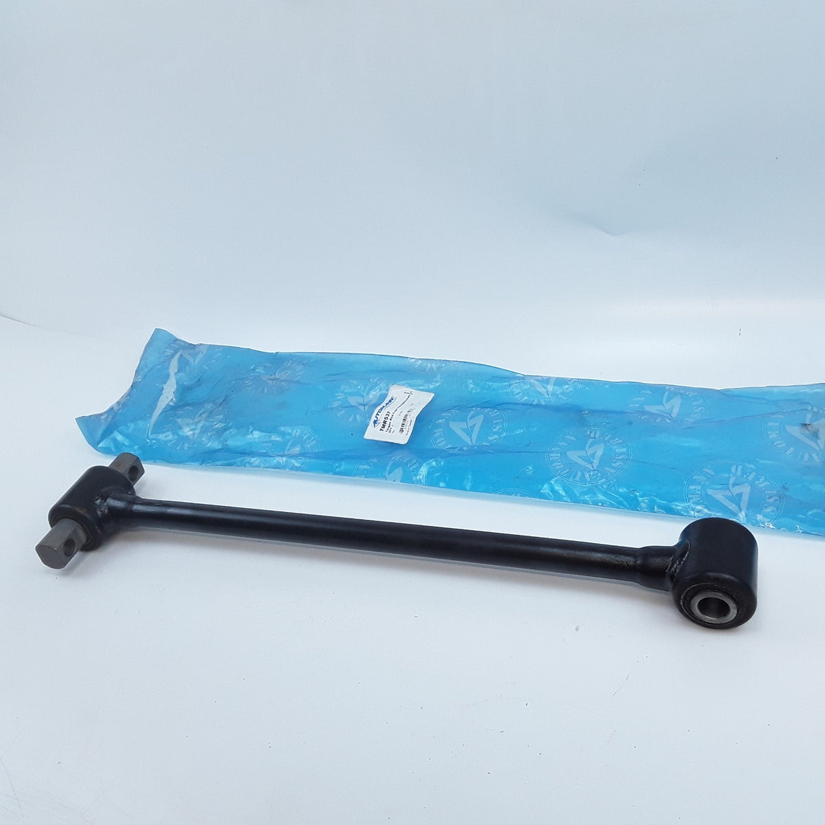 Automann TMR537 Front Axle Torque Rod Assembly Heavy Duty For Kenworth Peterbilt